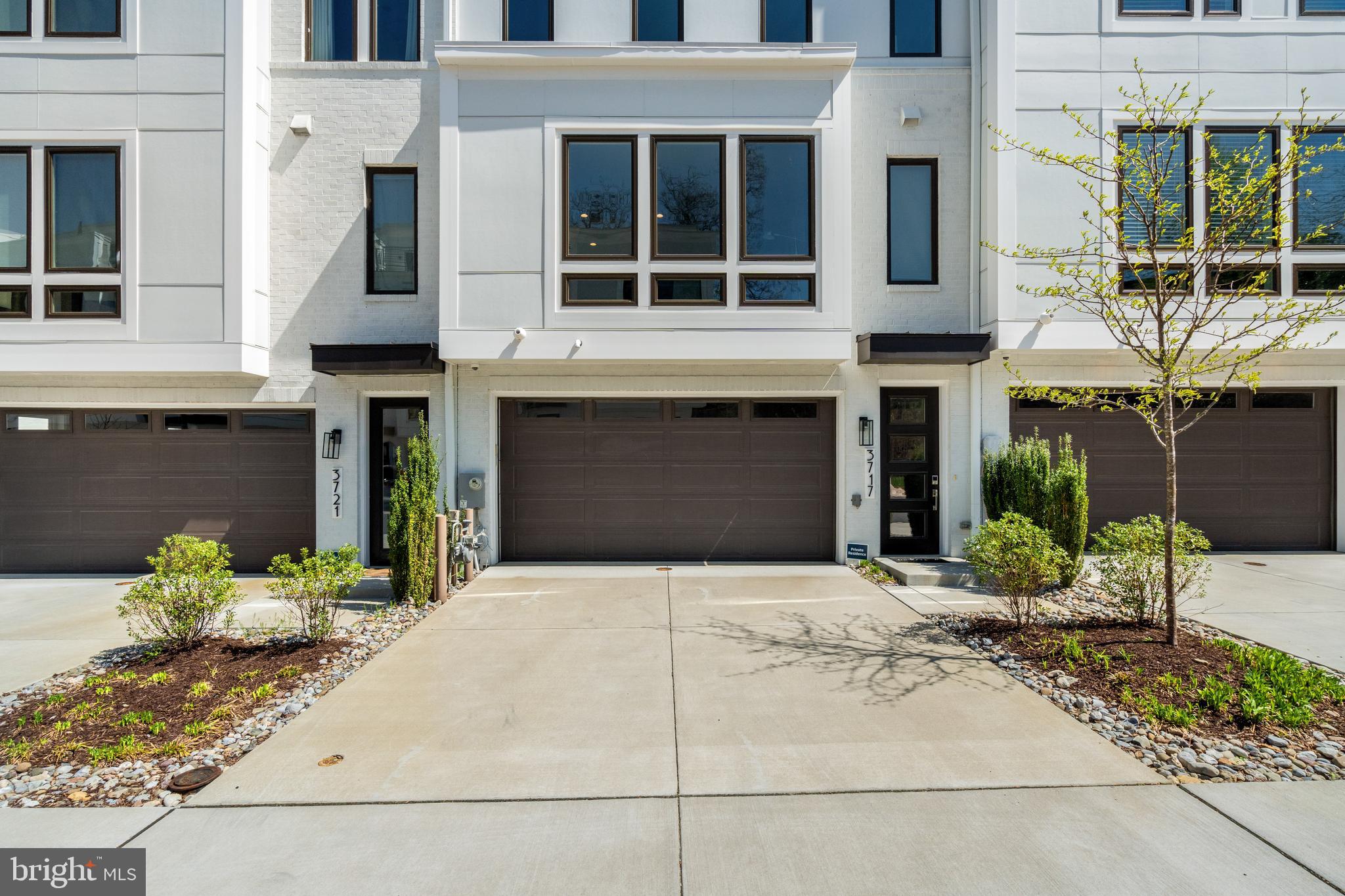 NORTH CHEVY CHASE - Residential Lease