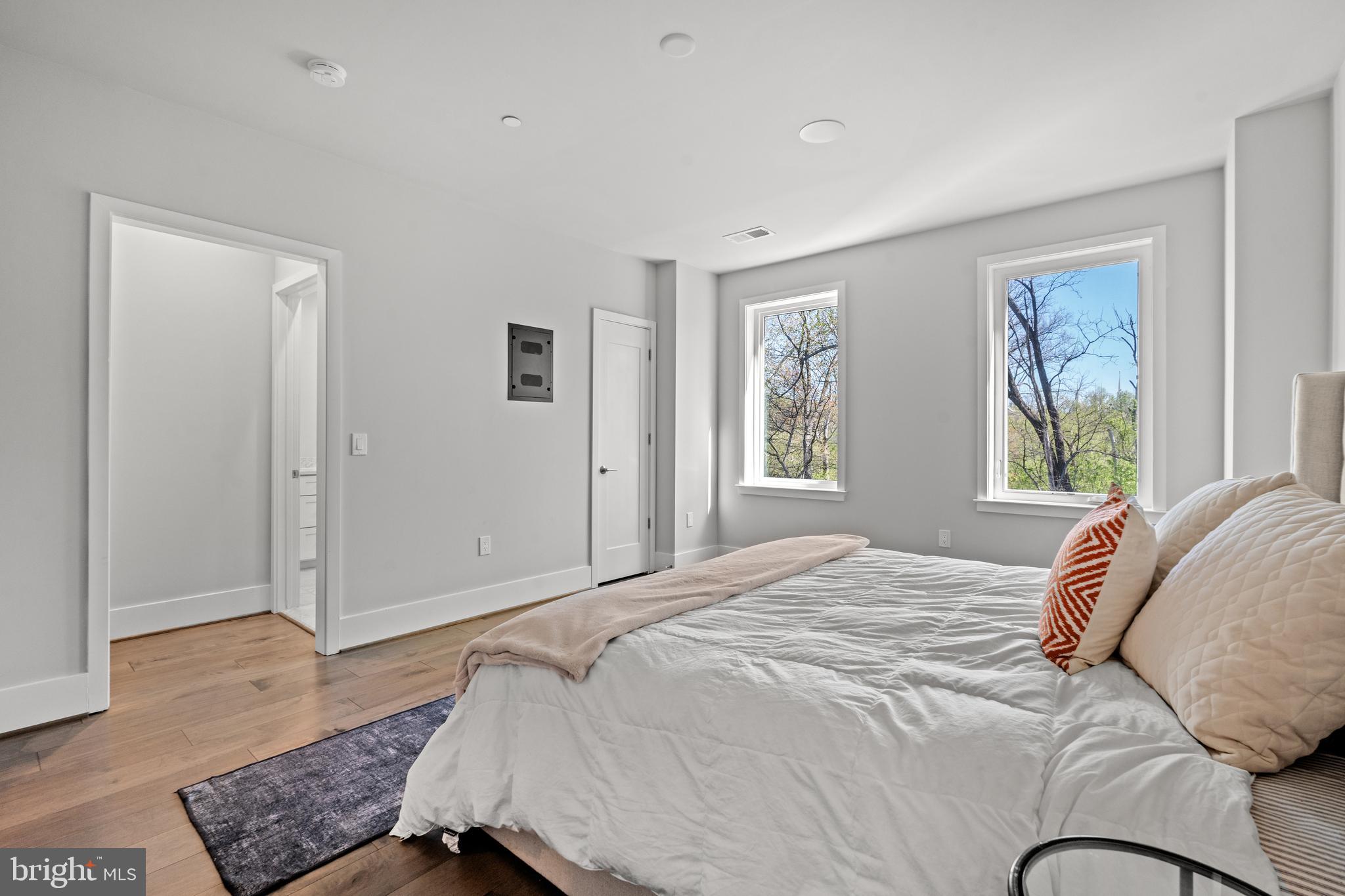 NORTH CHEVY CHASE - Residential Lease