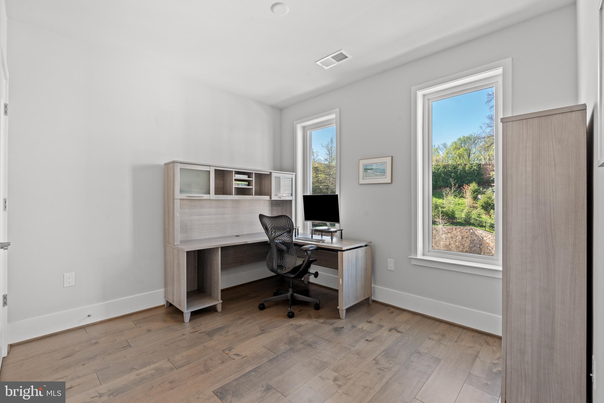 NORTH CHEVY CHASE - Residential Lease