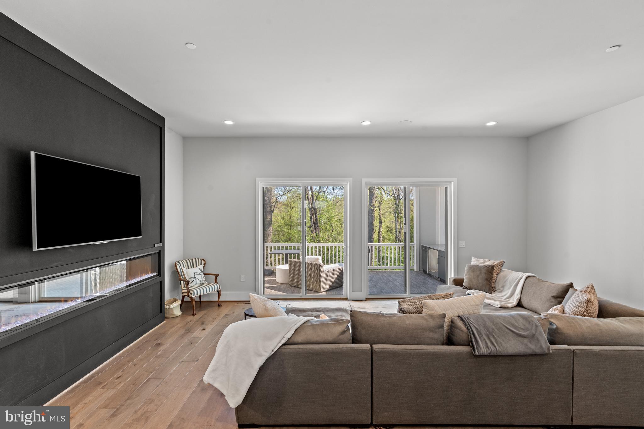 NORTH CHEVY CHASE - Residential Lease