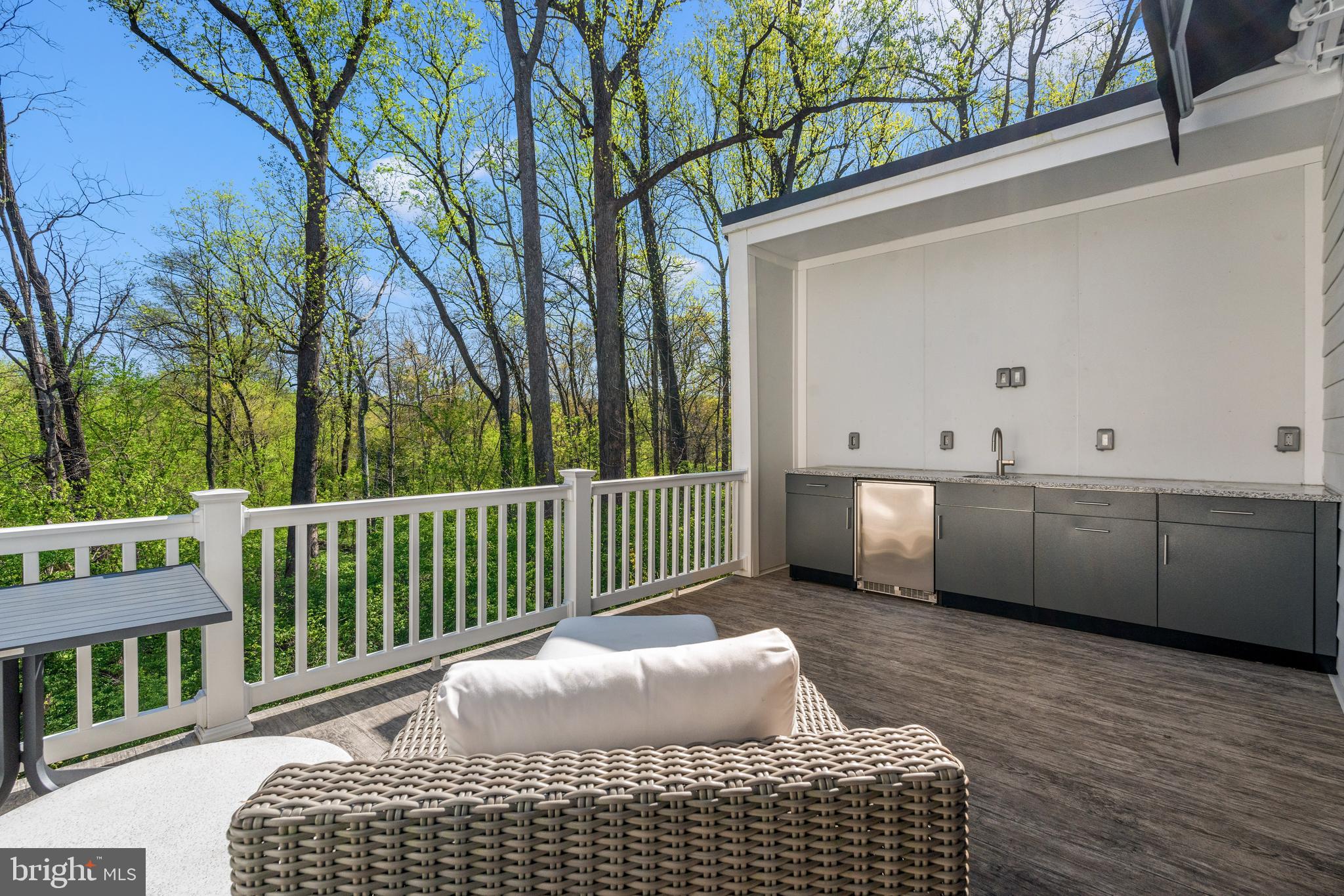 NORTH CHEVY CHASE - Residential Lease