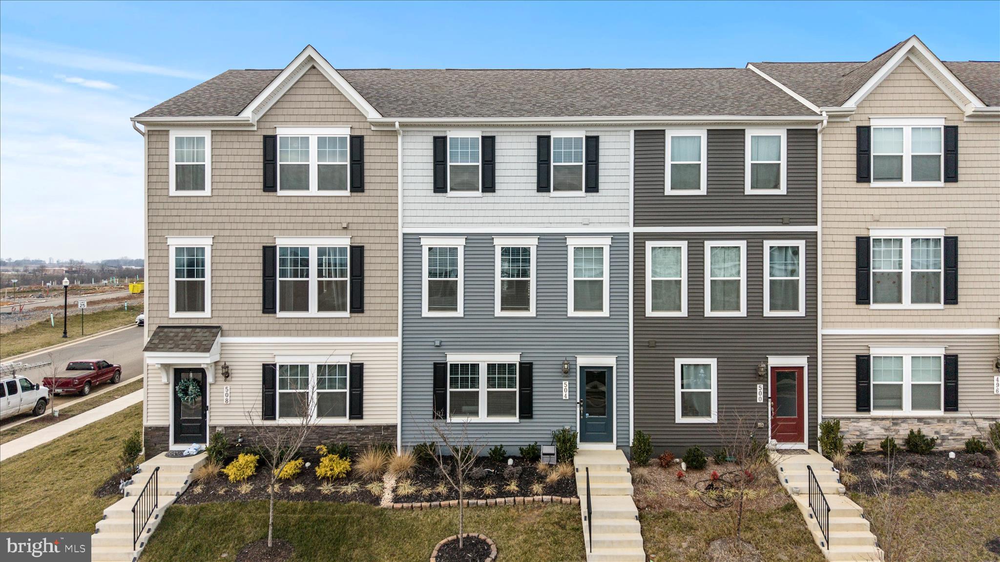 PRESIDENTS POINTE - Residential