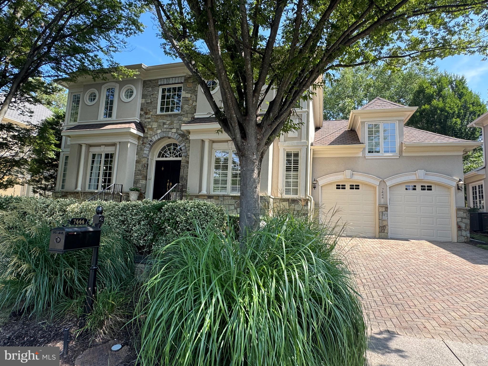 7444 OLD MAPLE SQUARE