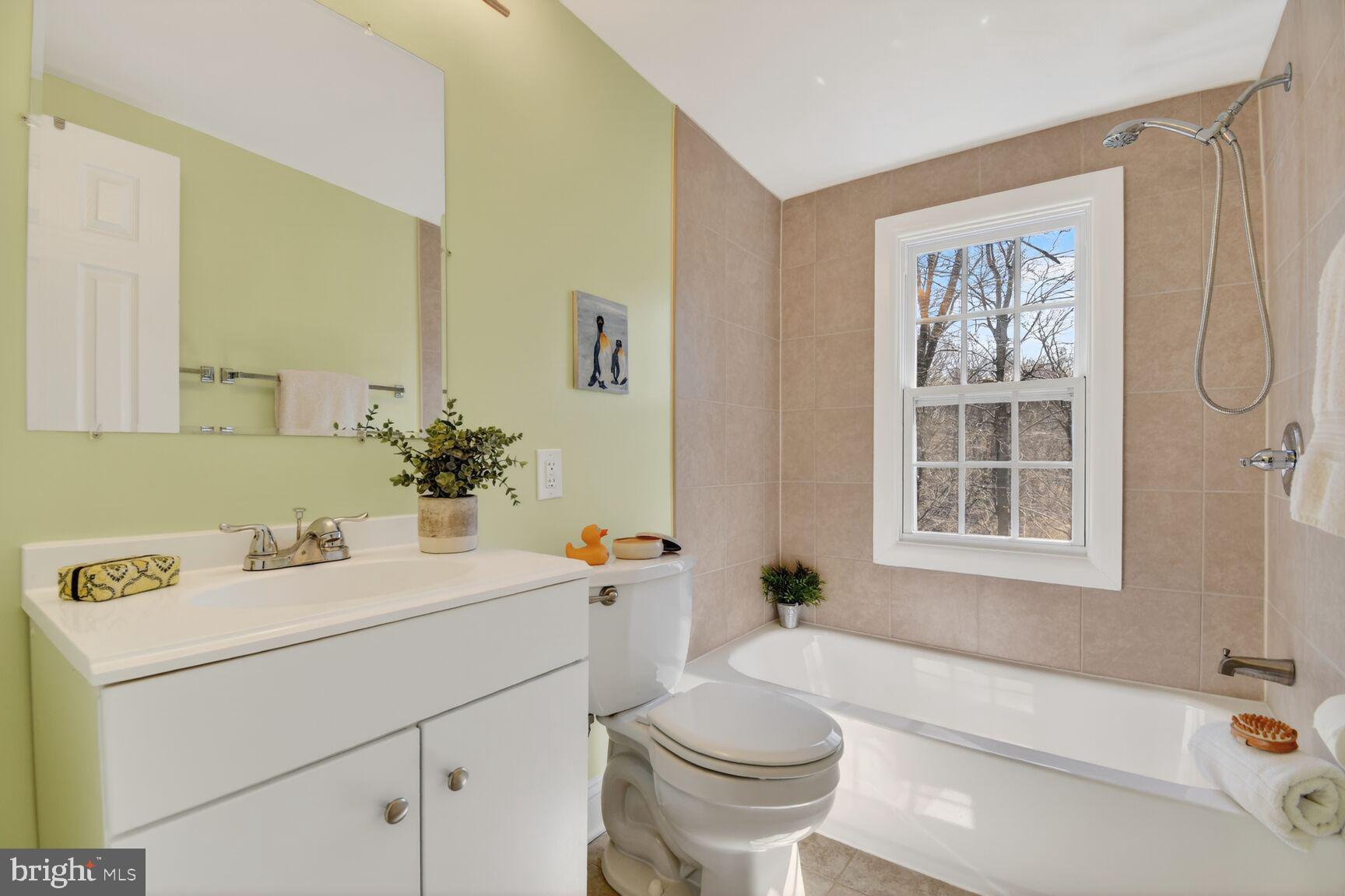 NORTHWEST BRANCH ESTATES - Residential