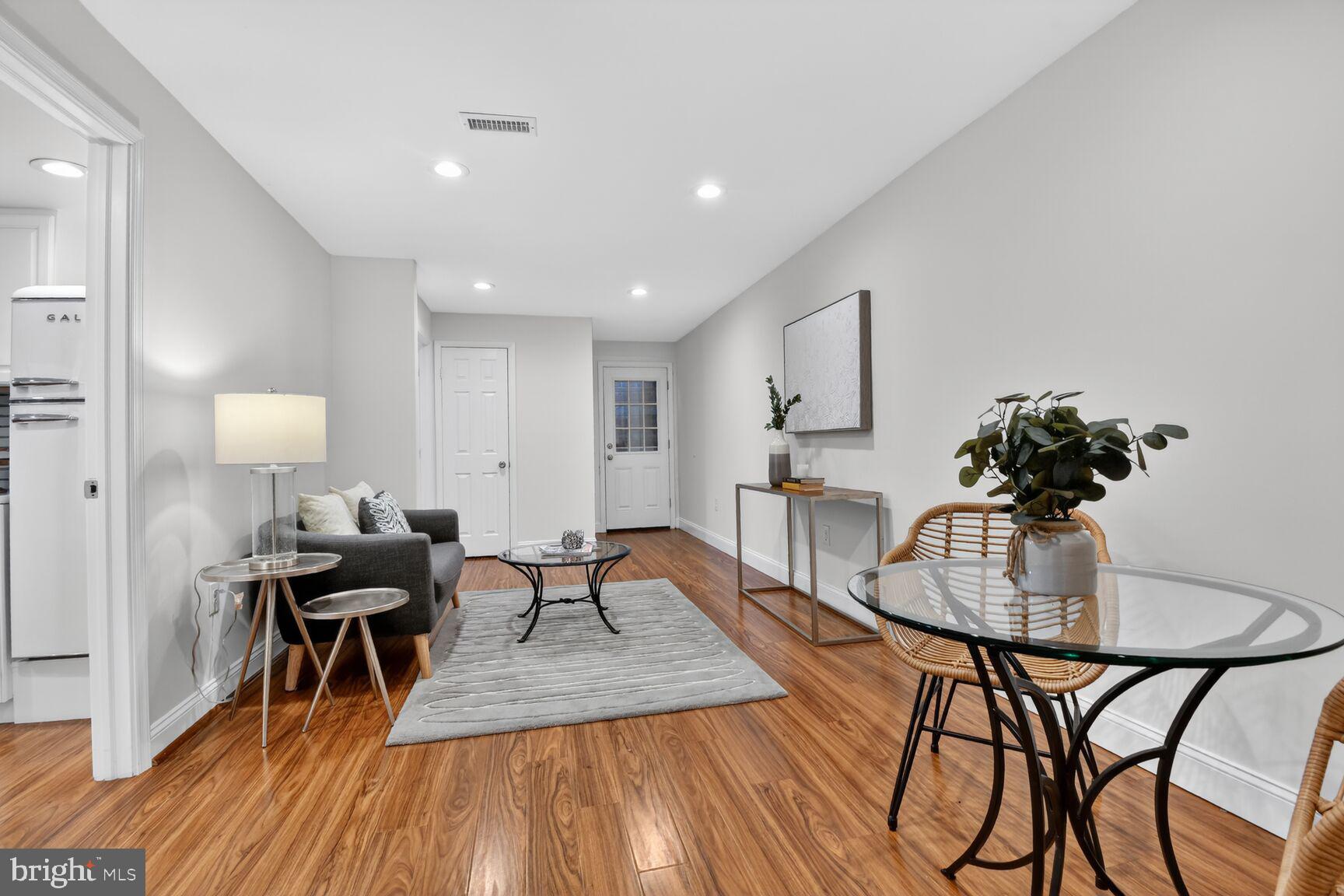 NORTHWEST BRANCH ESTATES - Residential