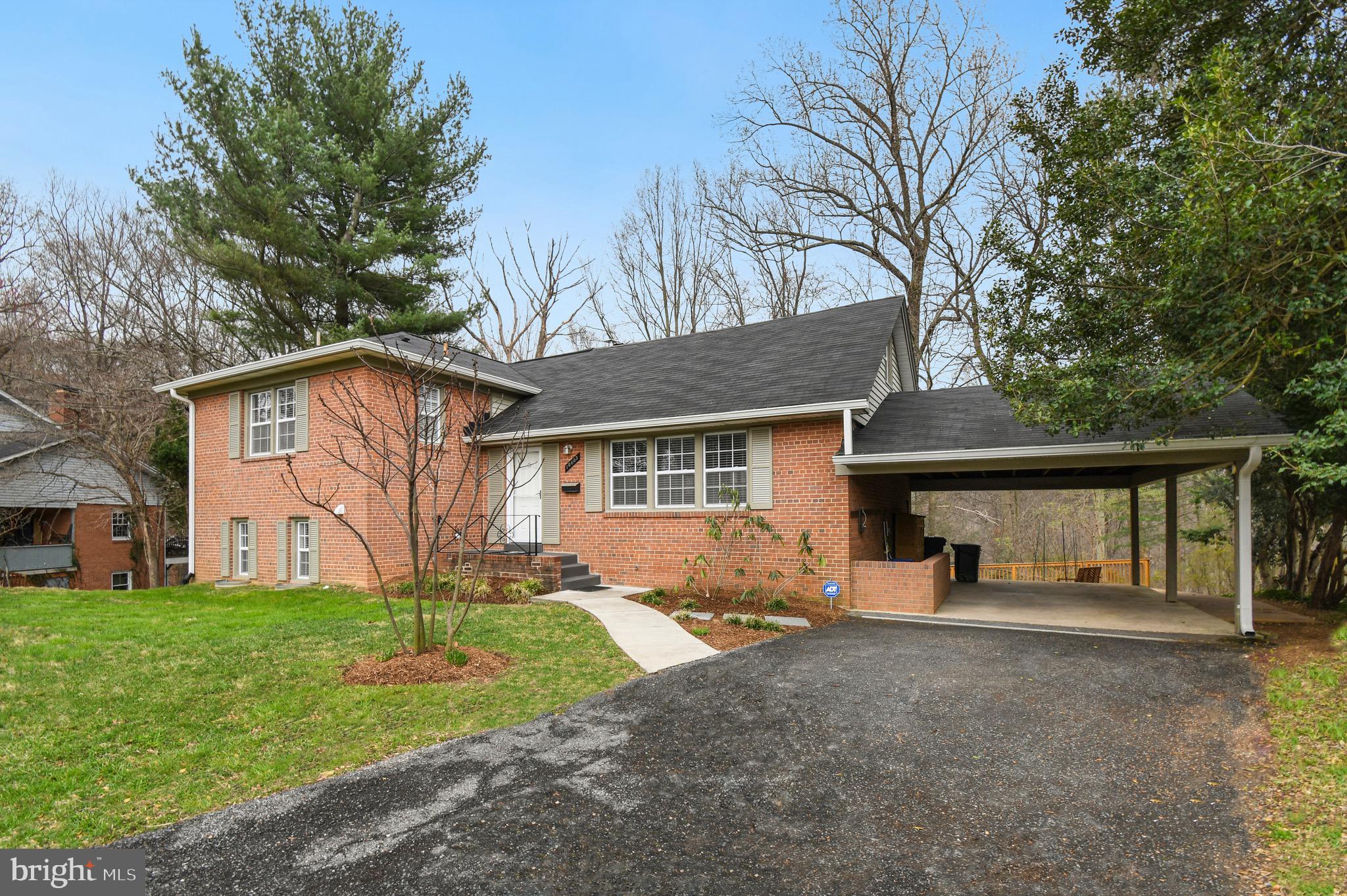 NORTHWEST BRANCH ESTATES - Residential