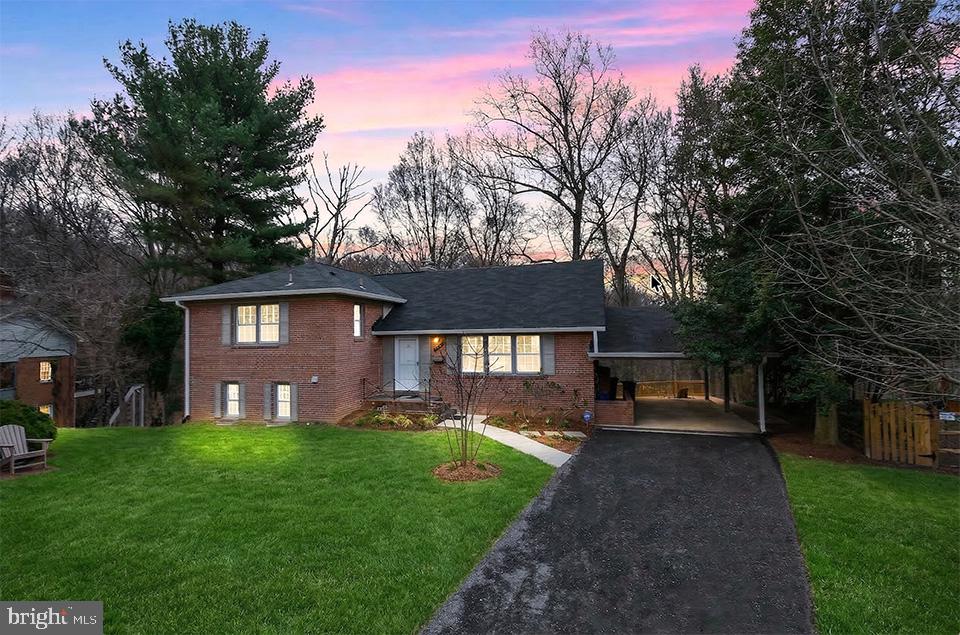 NORTHWEST BRANCH ESTATES - Residential