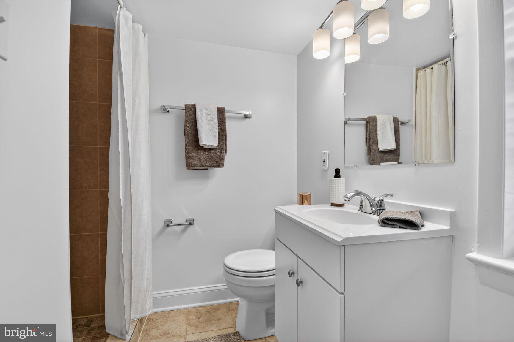 NORTHWEST BRANCH ESTATES - Residential