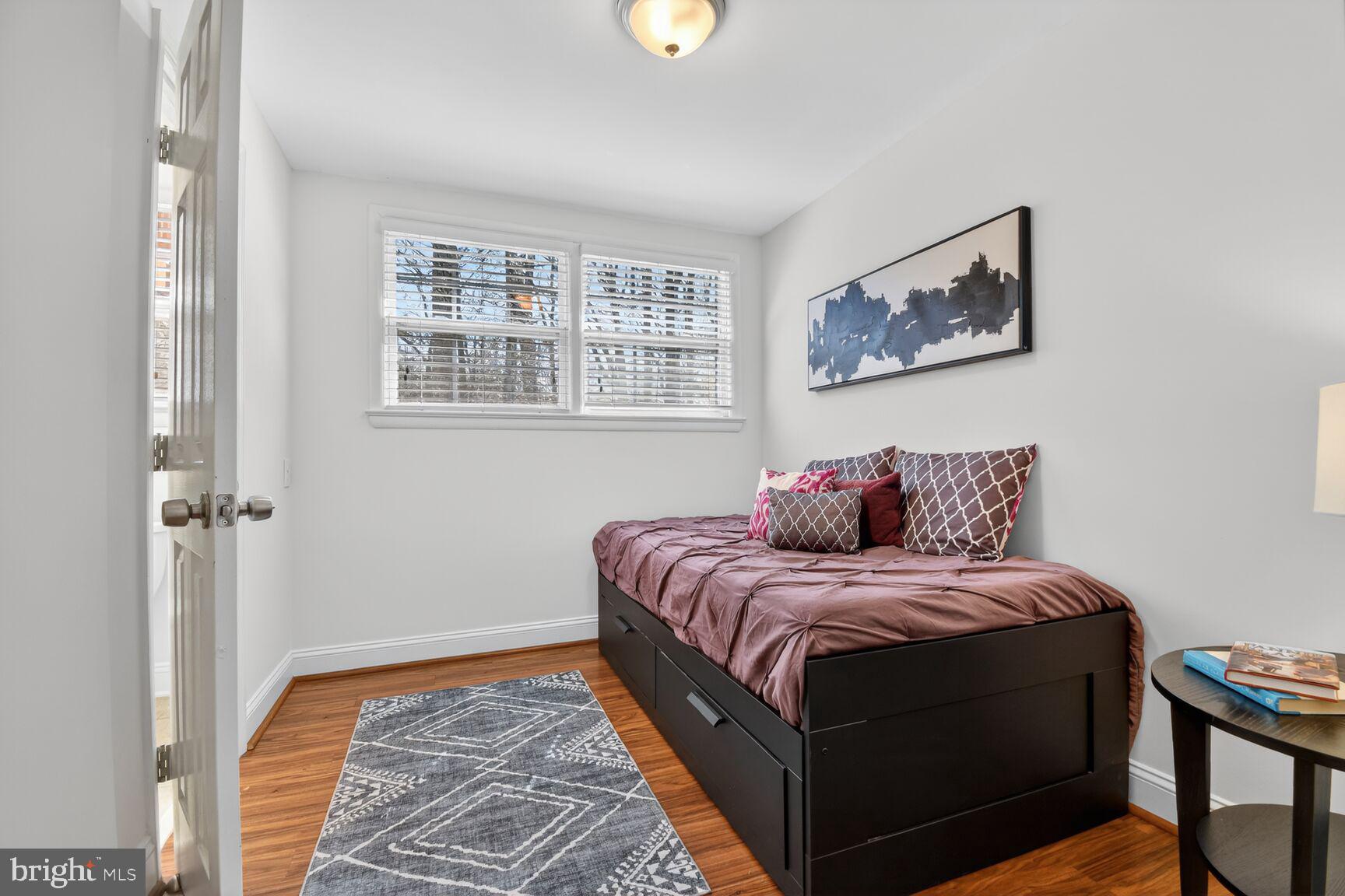 NORTHWEST BRANCH ESTATES - Residential