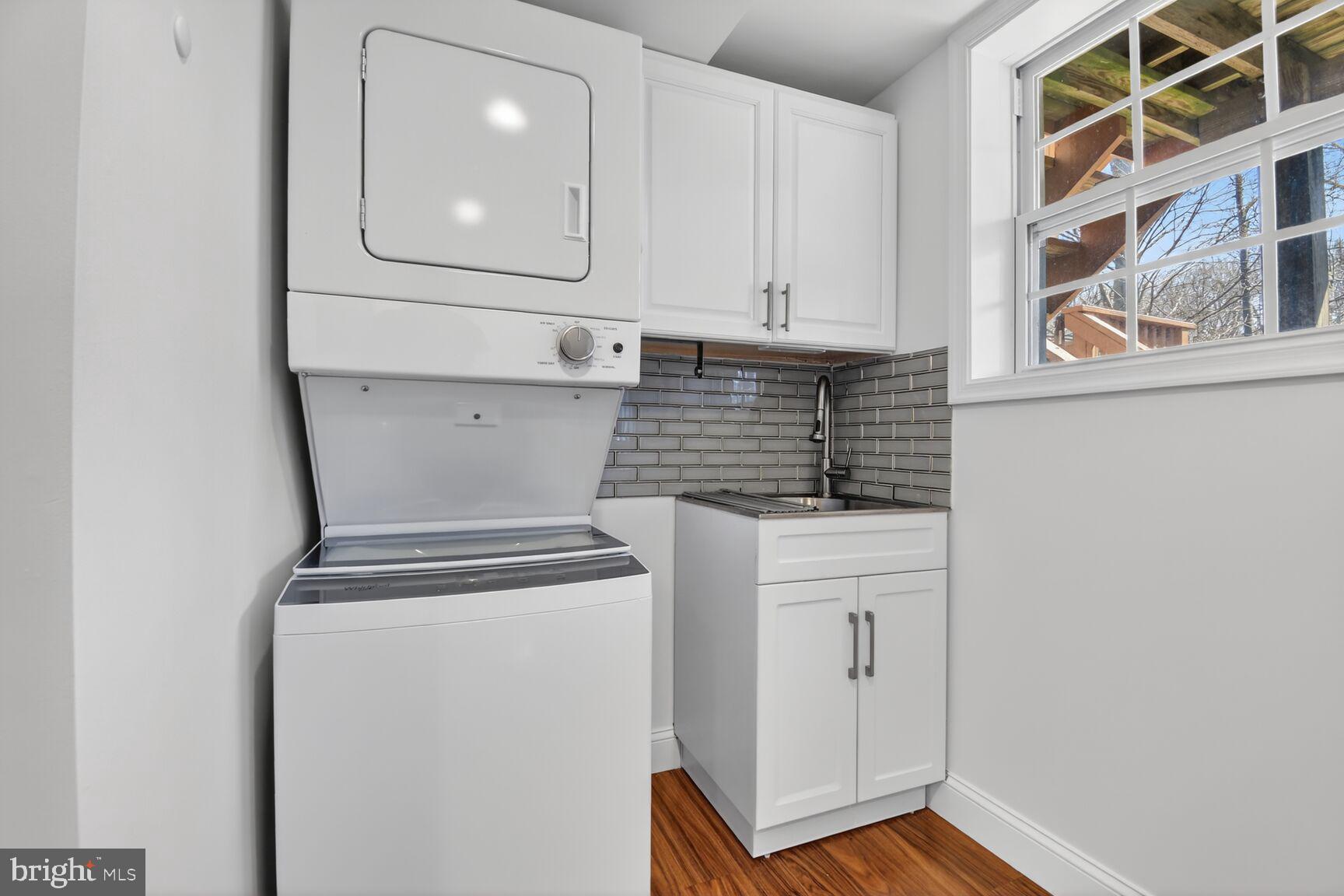 NORTHWEST BRANCH ESTATES - Residential