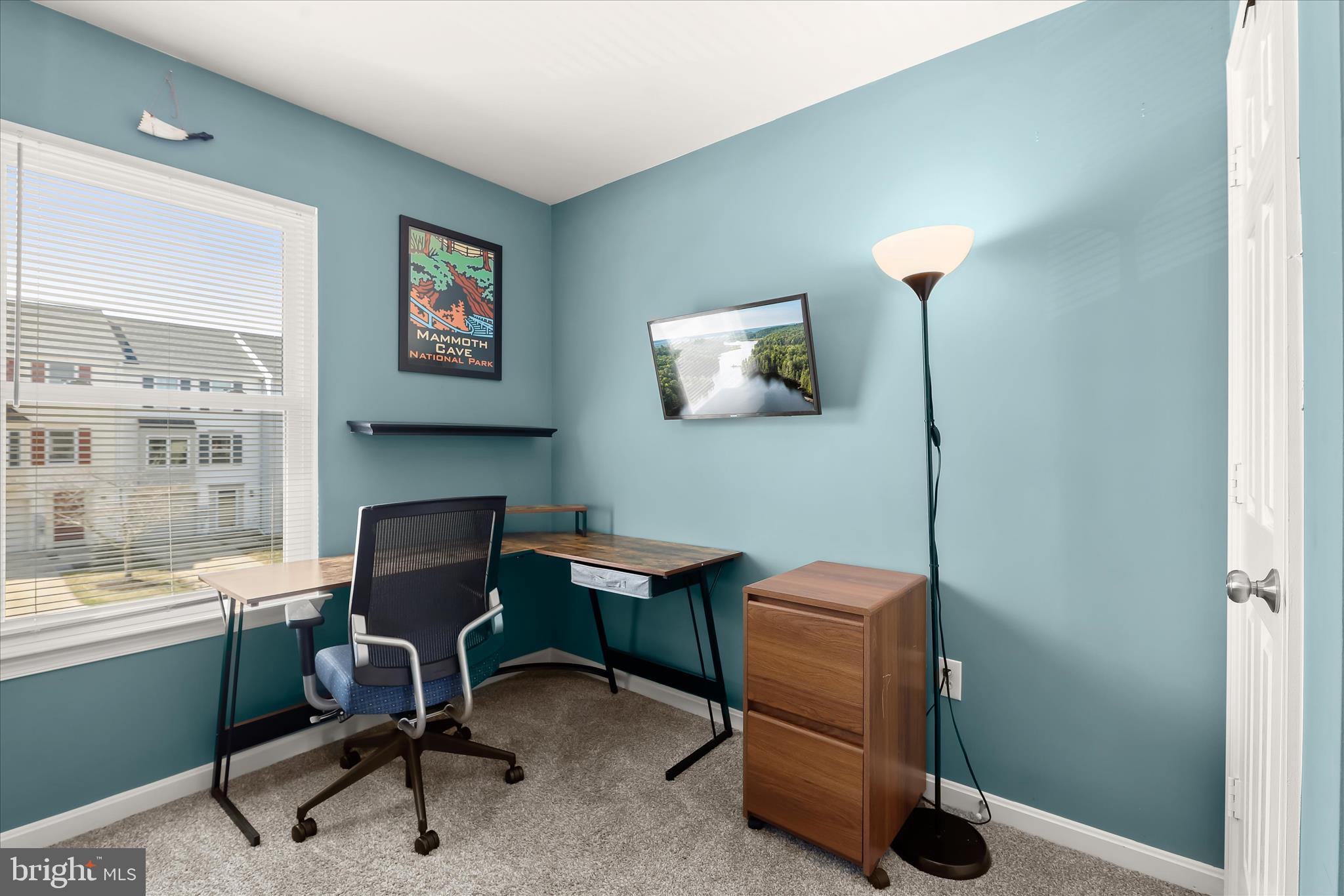 RIVERCHASE - Residential