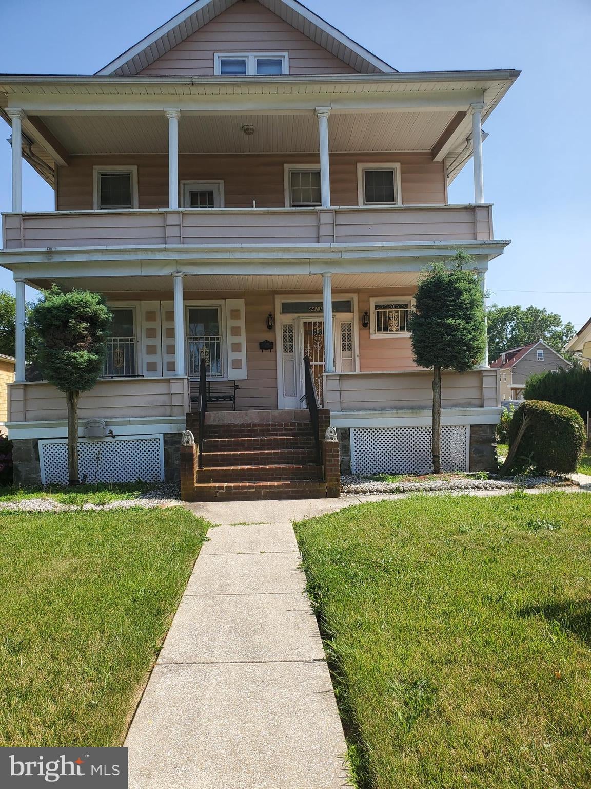 4413 GROVELAND AVENUE