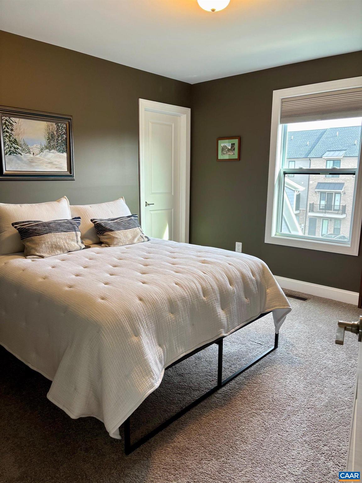 OLD TRAIL - Residential Lease