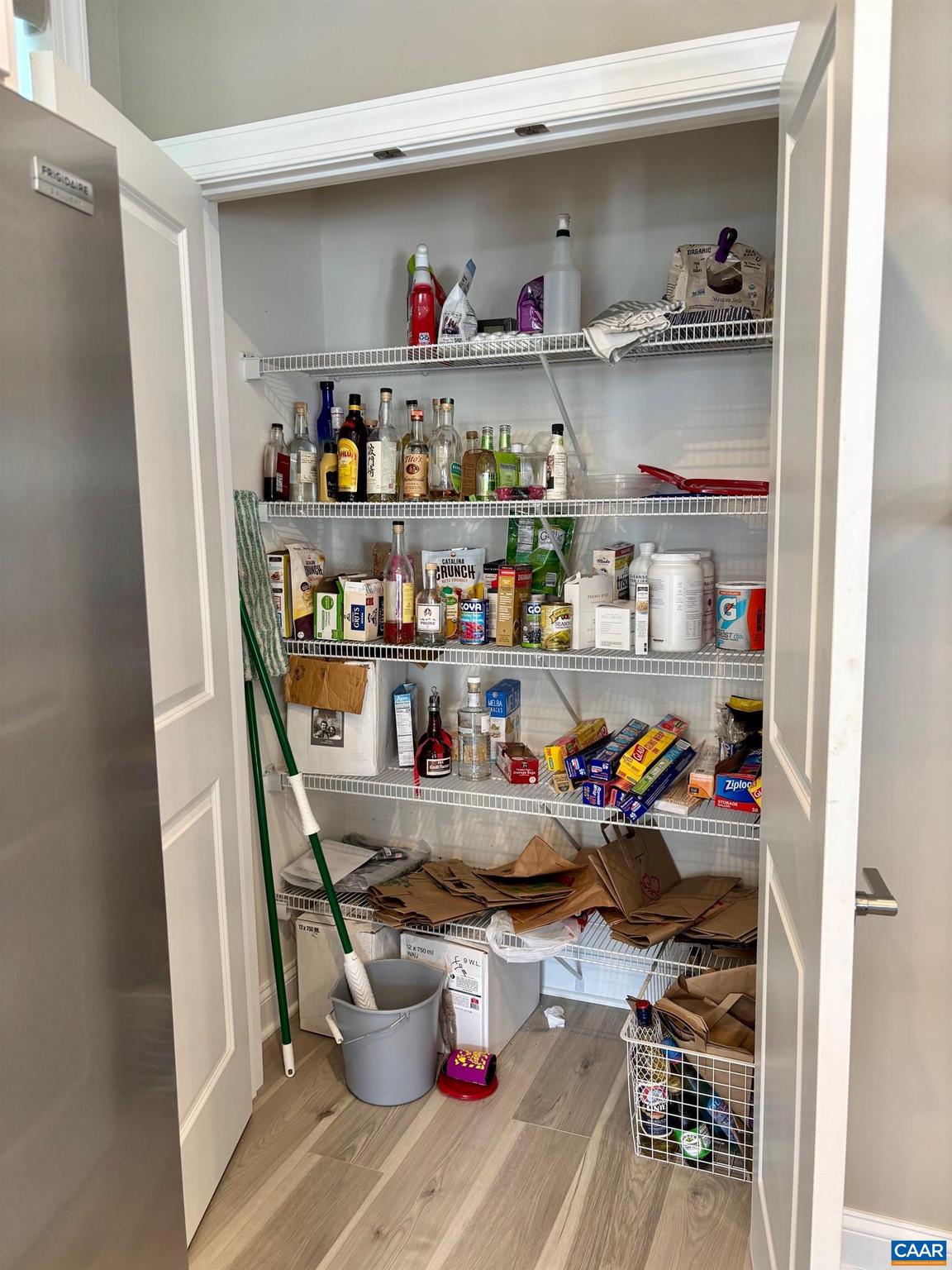 OLD TRAIL - Residential Lease