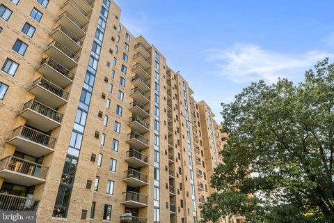 4500 S FOUR MILE RUN DRIVE 222 ARLINGTON VA 22204