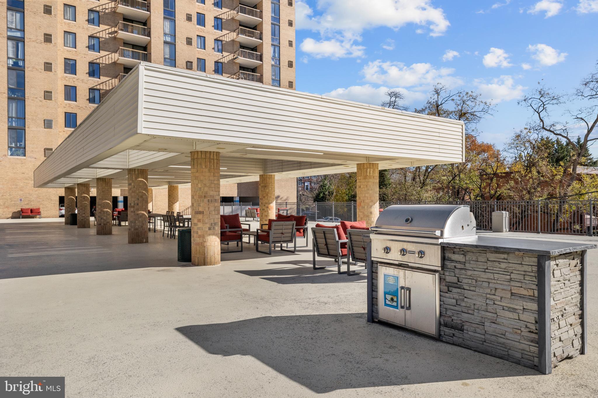 THE BRITTANY - Residential