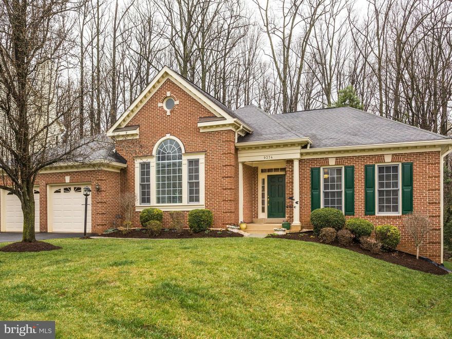 A rare find in FFX County! Expansive close-in '98 rambler w/2661 sqft on main. 2LVL, 4BR, 3BA, 2CAR GAR. Architecturally stunning open floorplan. Most rooms overlook wooded parkland. Kitchen w/42" cherry cabinets & 2 tiered counter overlooks wall of Palladian windows/atrium doors to deck & views. Owner customized BR4 as an office w/rich wood cabinetry & hardwood floors. Woodson.
