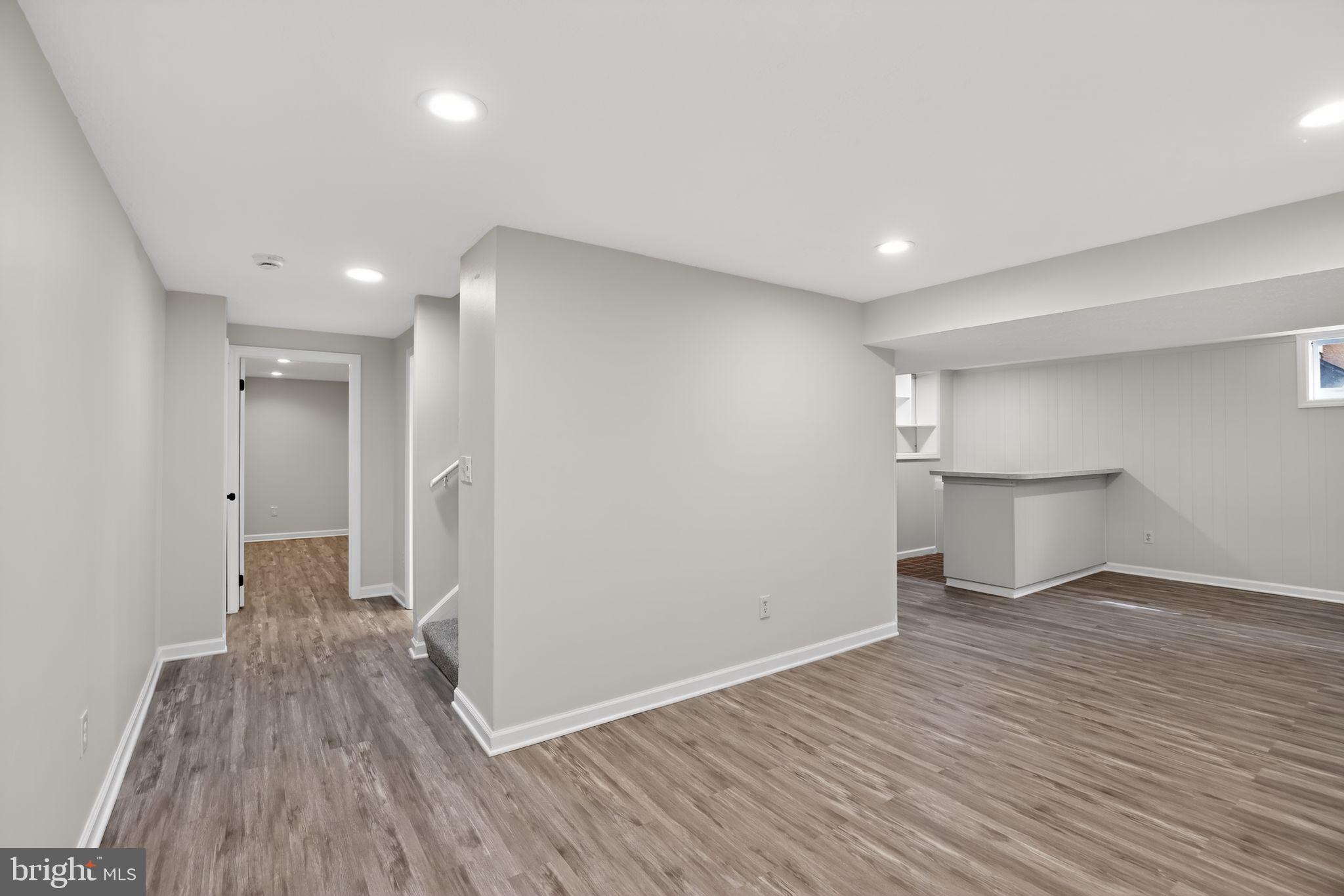 ROLLING ACRES - Residential