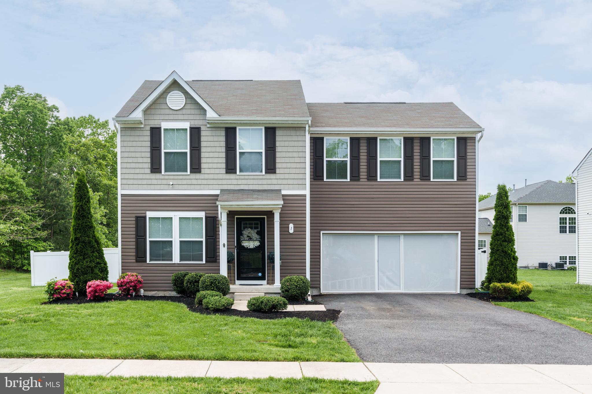 RIDGELY FOREST - Residential