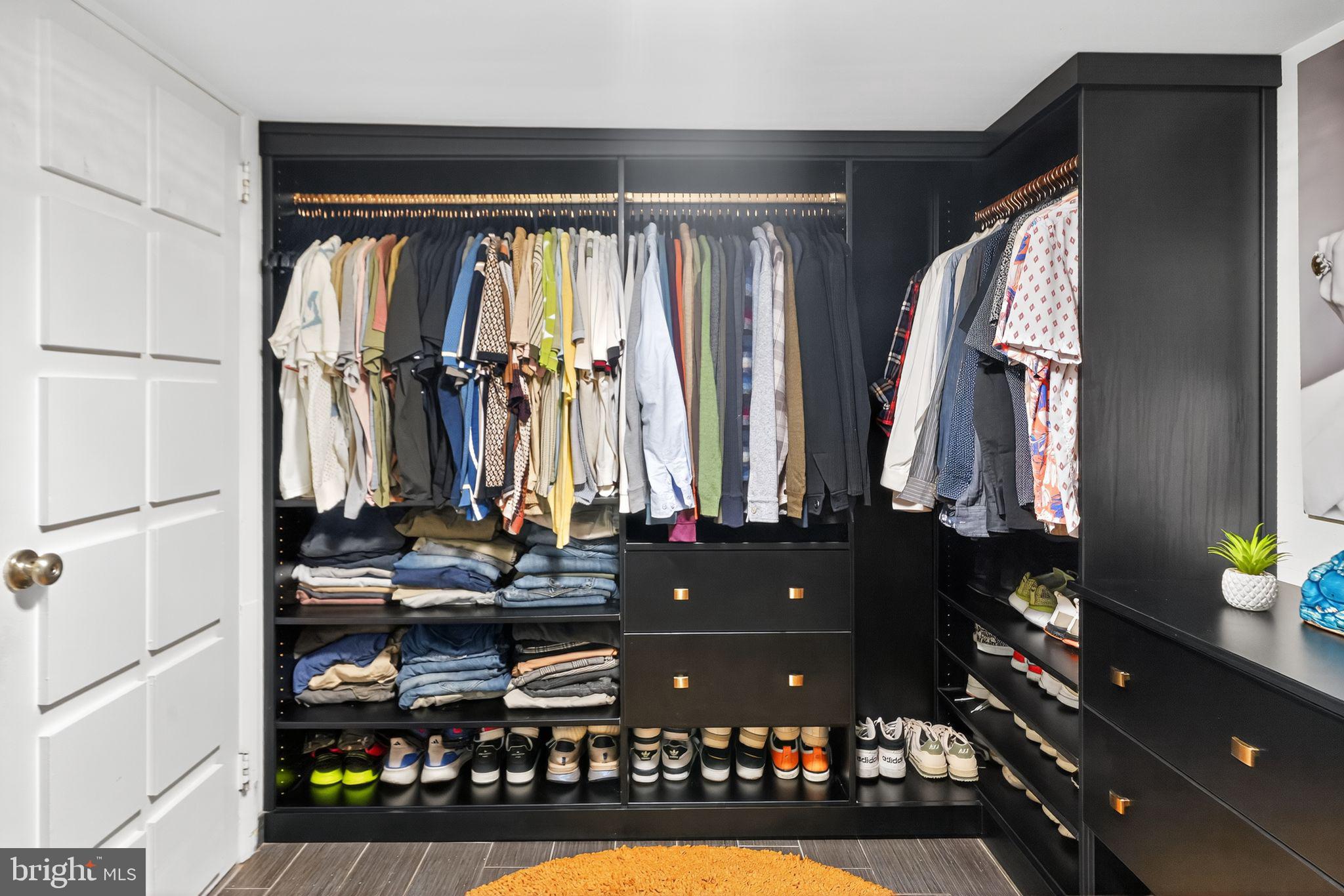 BELLA VISTA - Residential