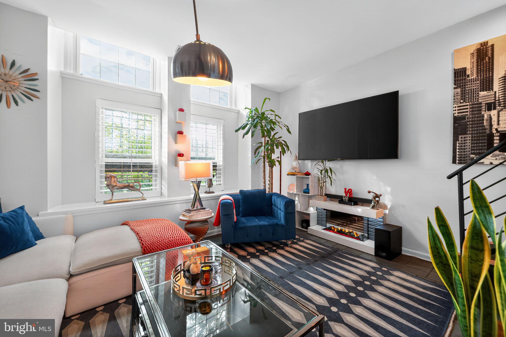 BELLA VISTA - Residential