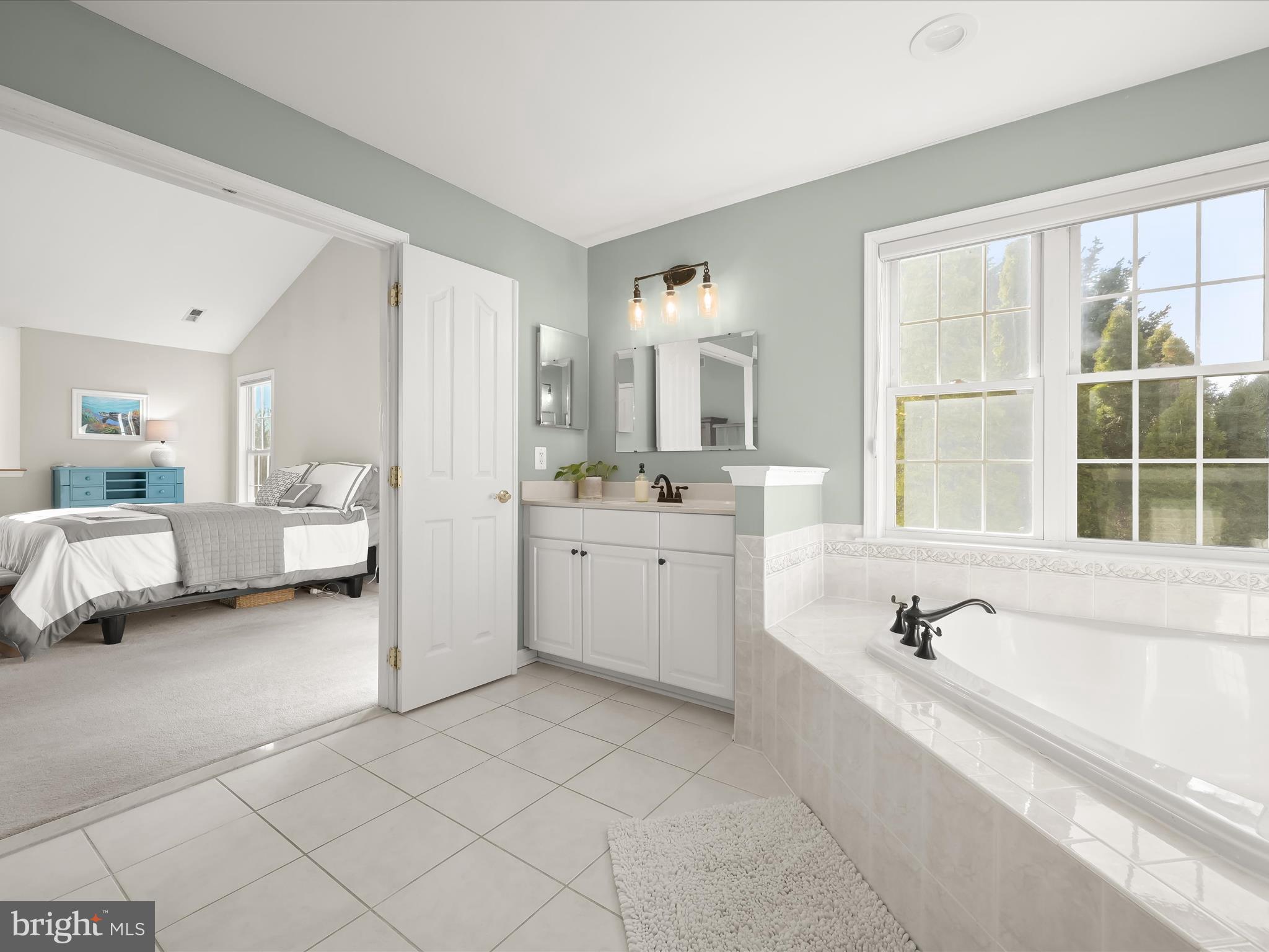 MAXA MEADOWS - Residential