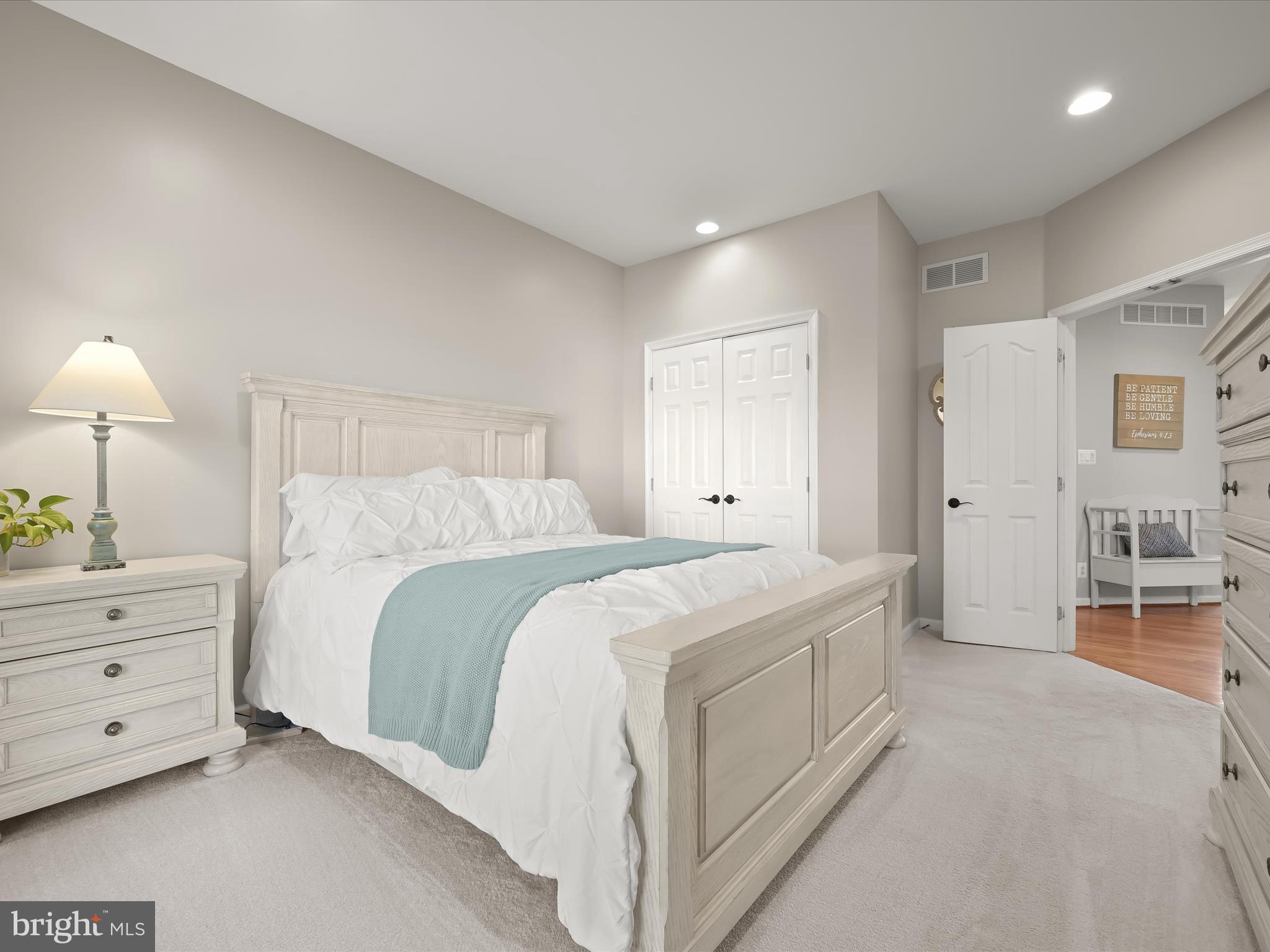 MAXA MEADOWS - Residential