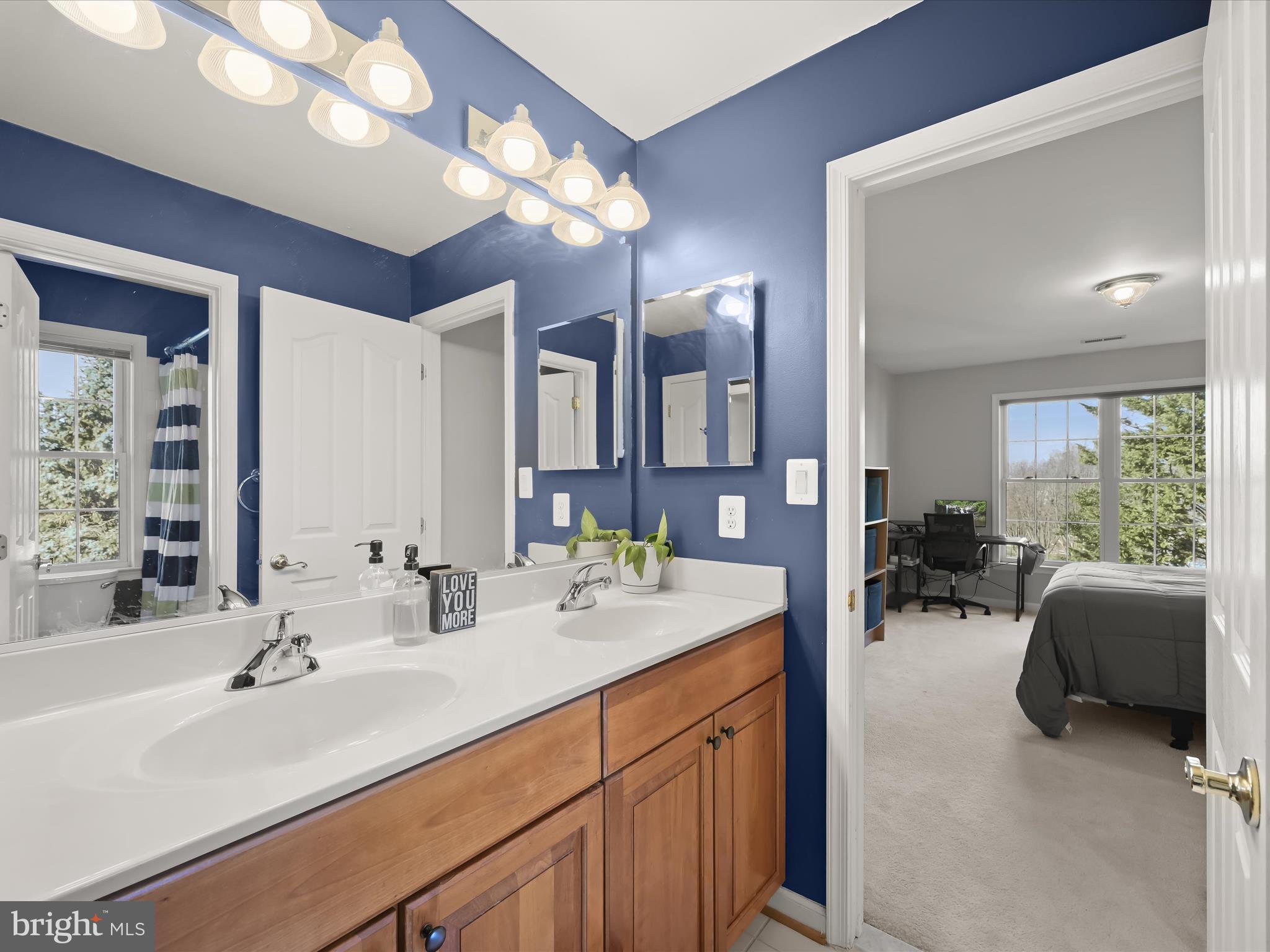 MAXA MEADOWS - Residential