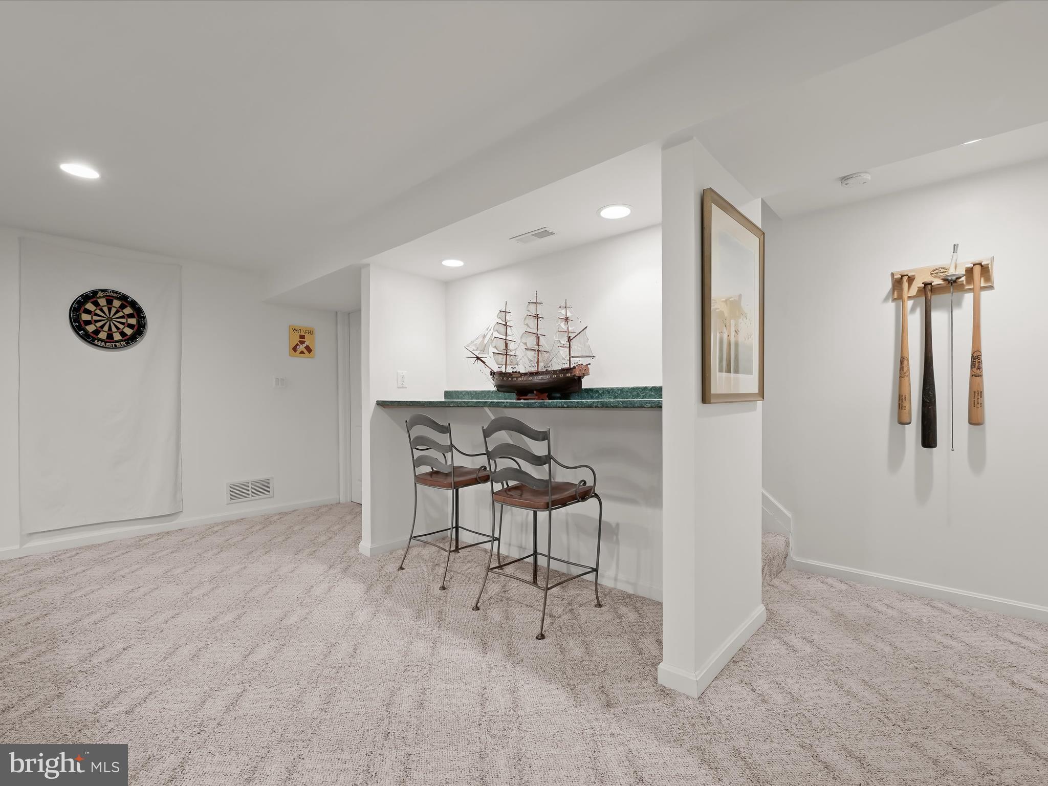 MAXA MEADOWS - Residential