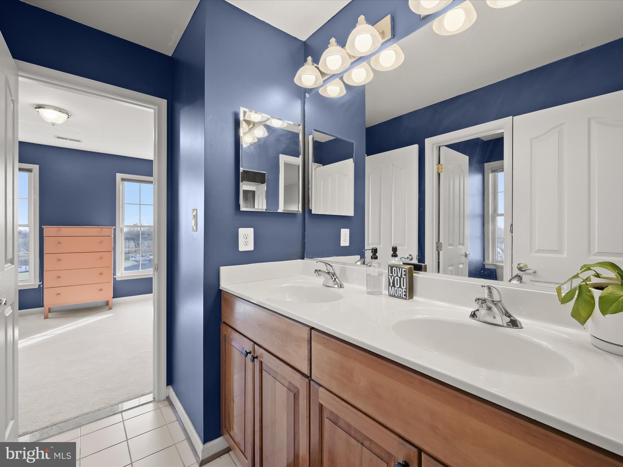 MAXA MEADOWS - Residential