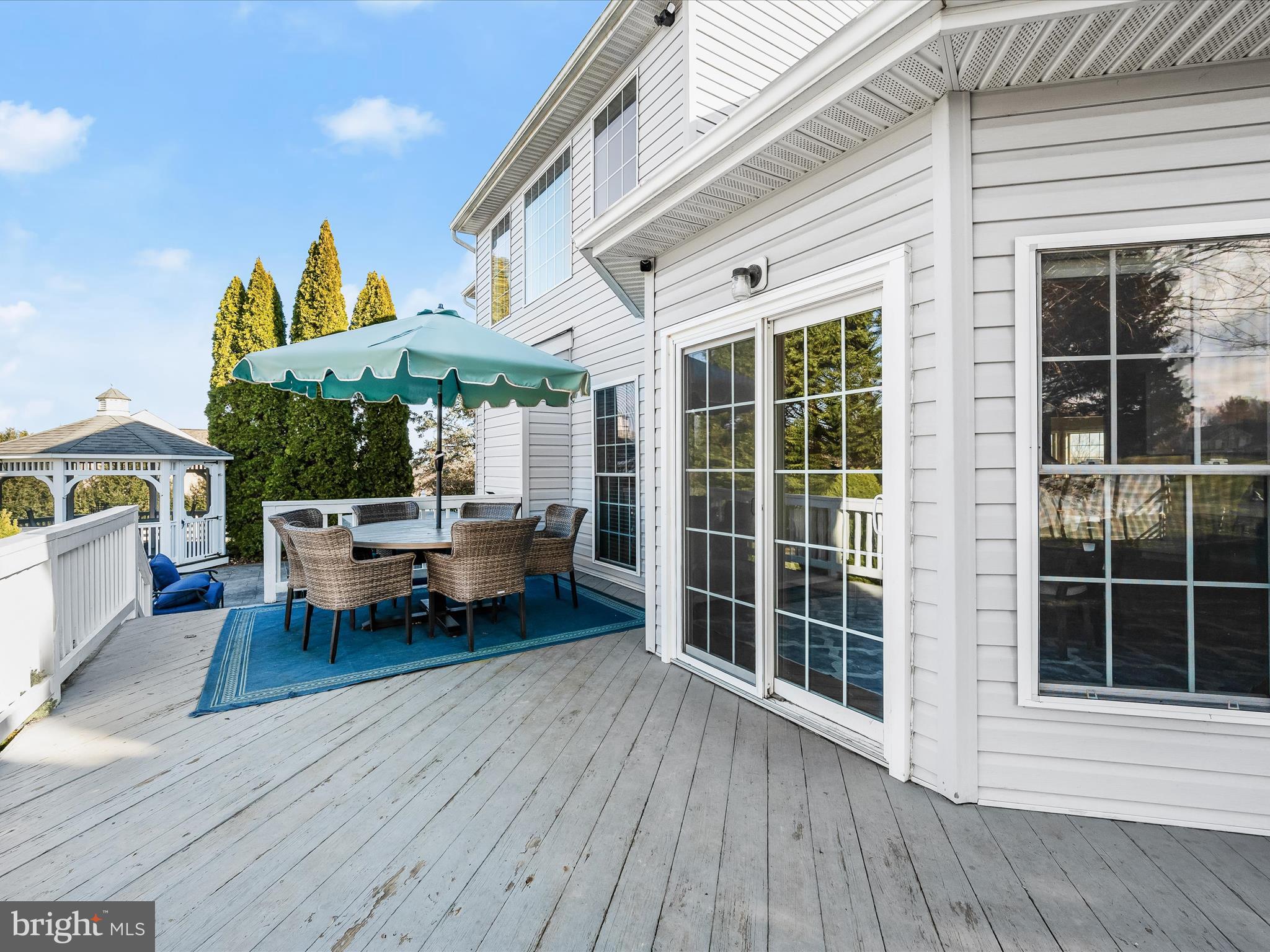 MAXA MEADOWS - Residential