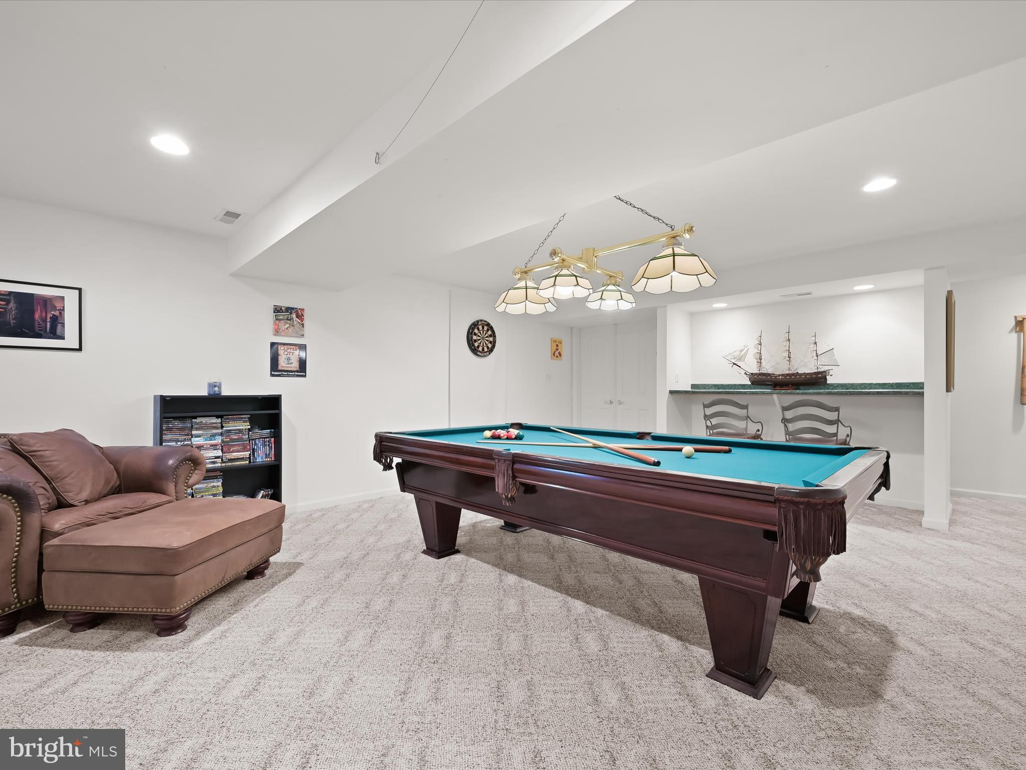 MAXA MEADOWS - Residential