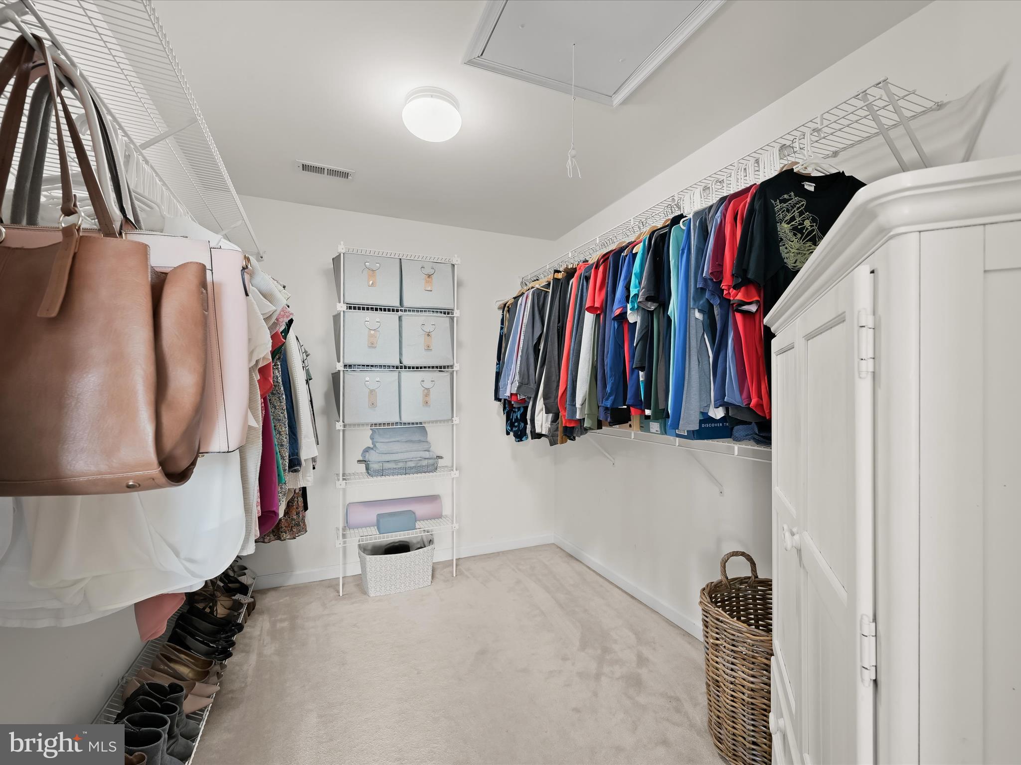 MAXA MEADOWS - Residential