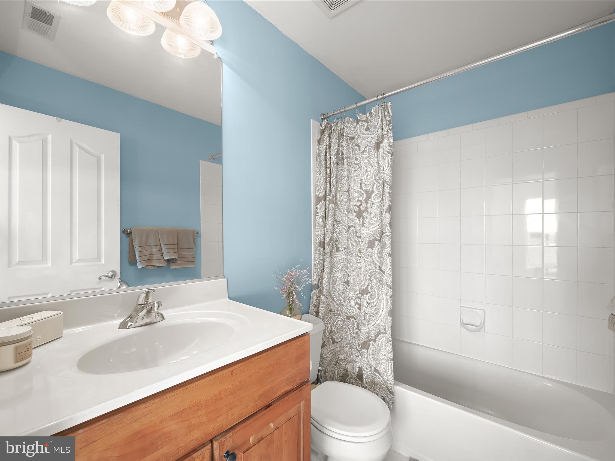 MAXA MEADOWS - Residential