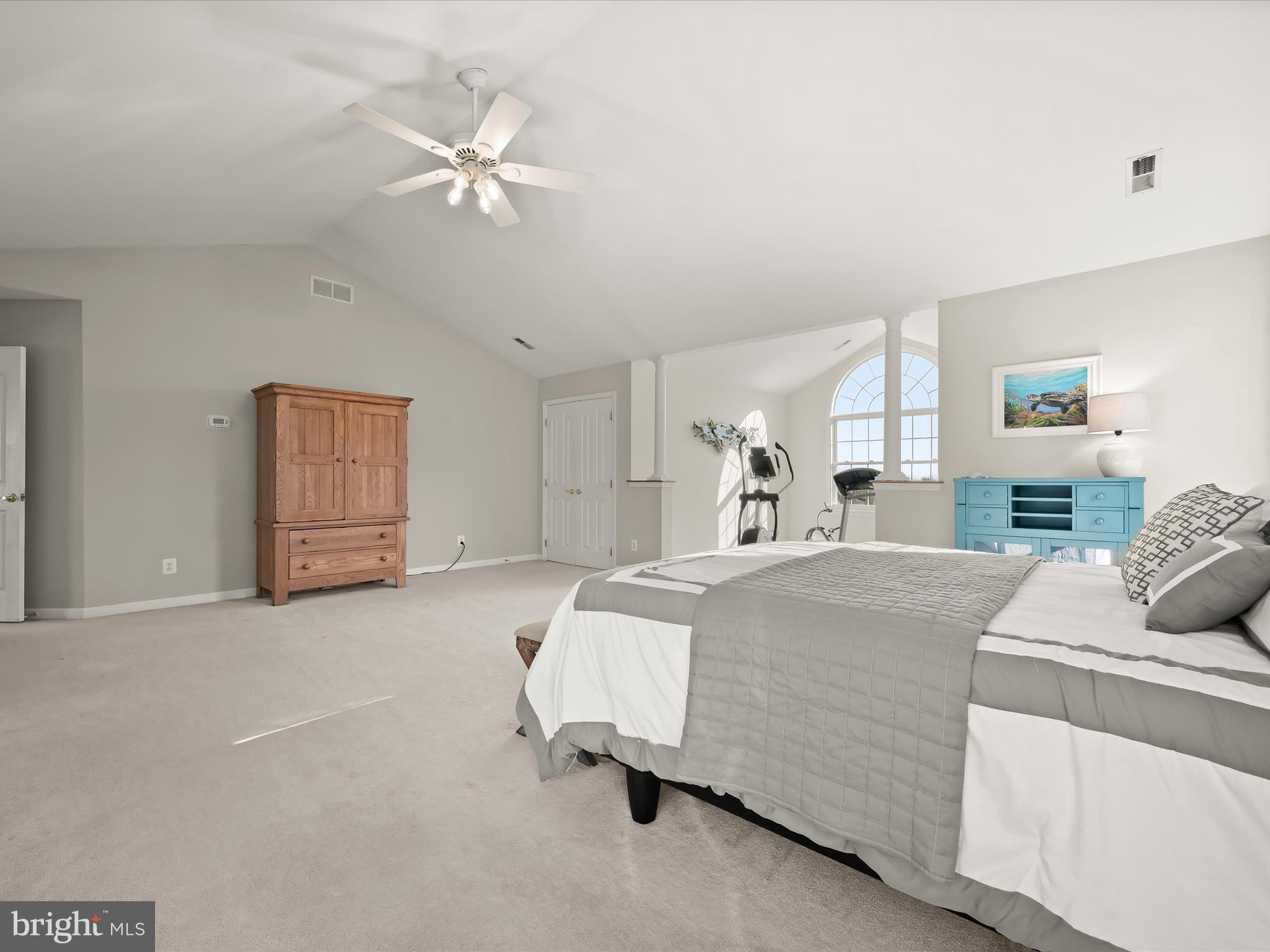 MAXA MEADOWS - Residential