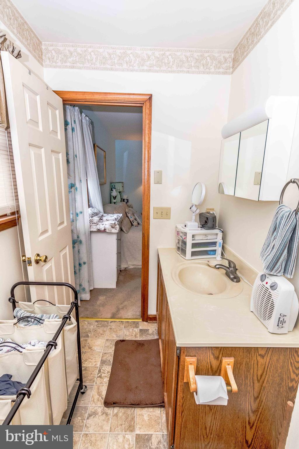 HUNTERS MILL - Residential