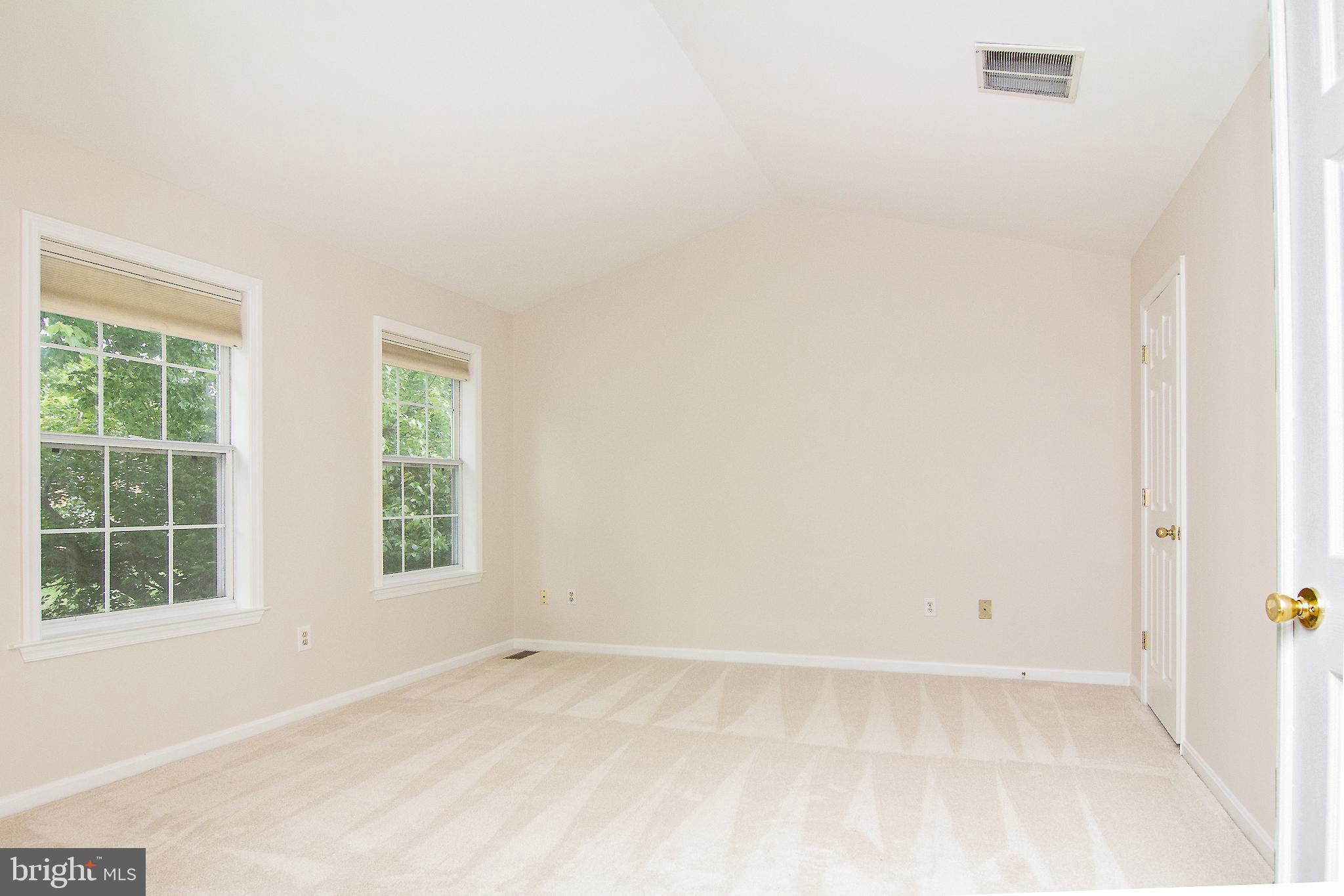 DIAMOND HILLS - Residential