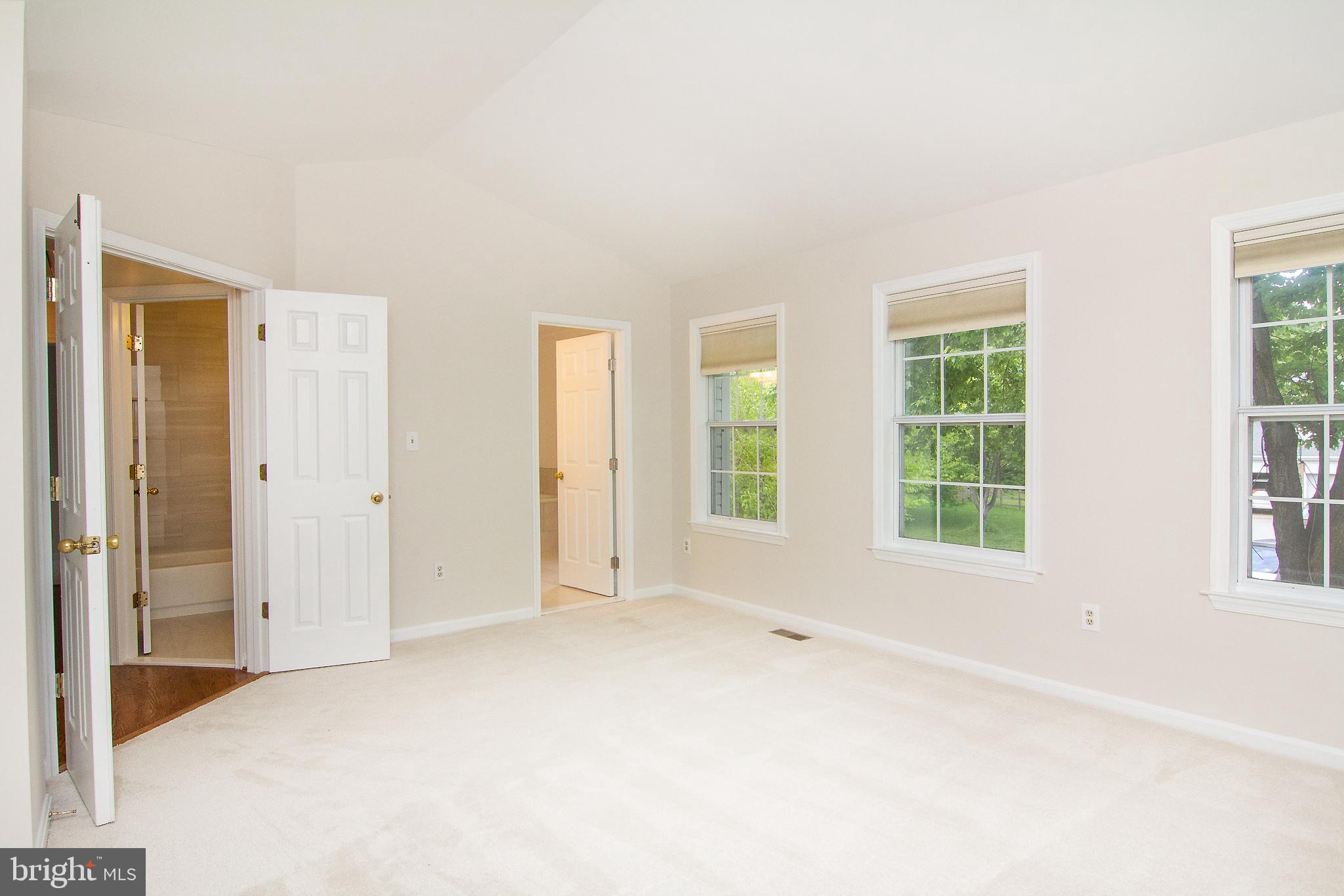 DIAMOND HILLS - Residential