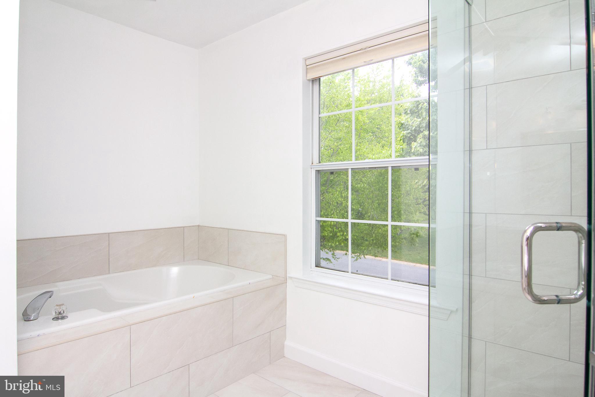 DIAMOND HILLS - Residential