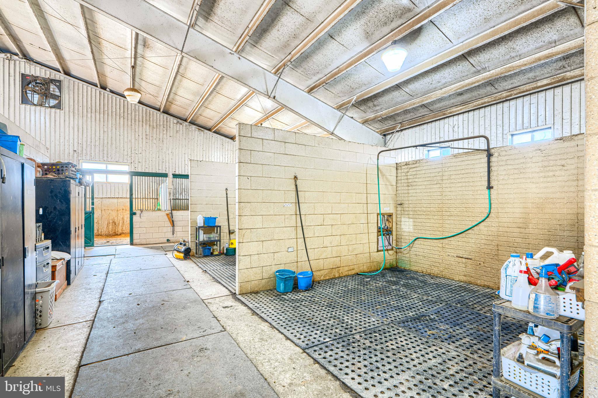 1749 B JARRETTSVILLE ROAD