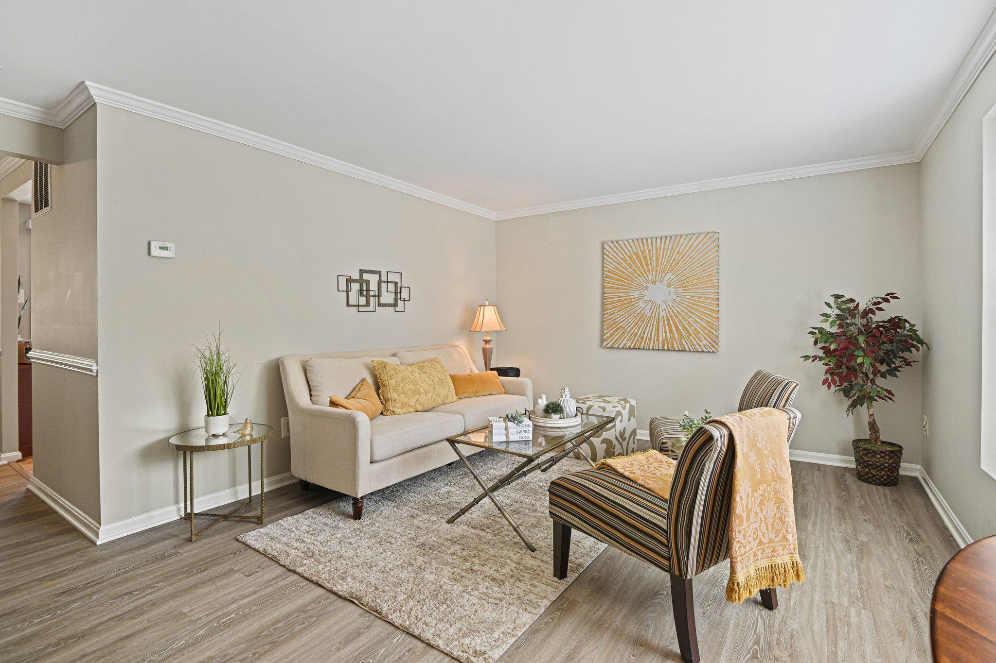 3022 ELLENWOOD DRIVE