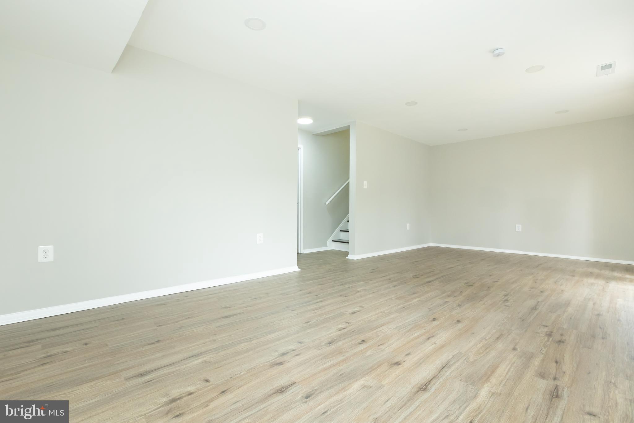 CENTERSTAGE - Residential