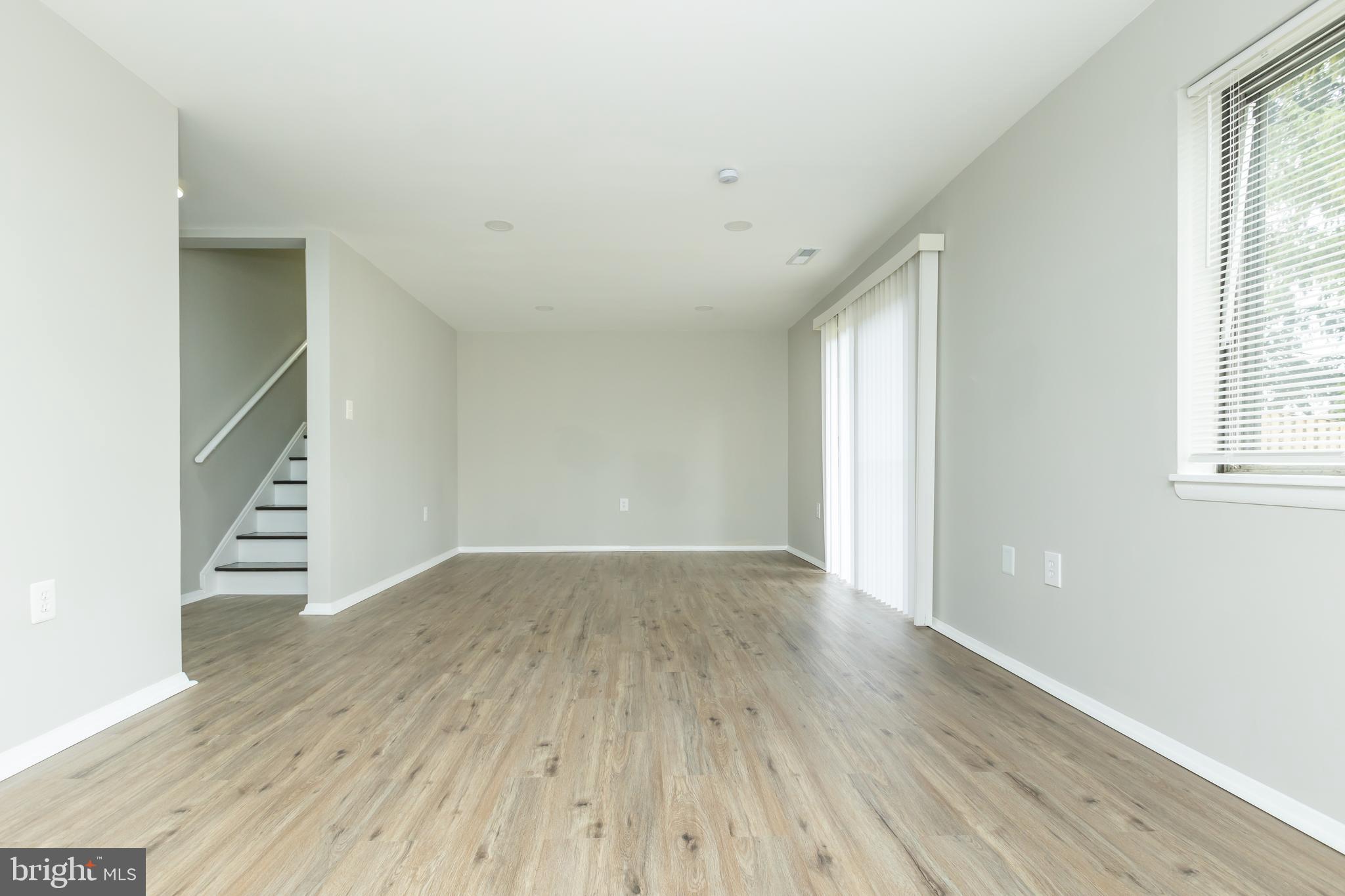 CENTERSTAGE - Residential