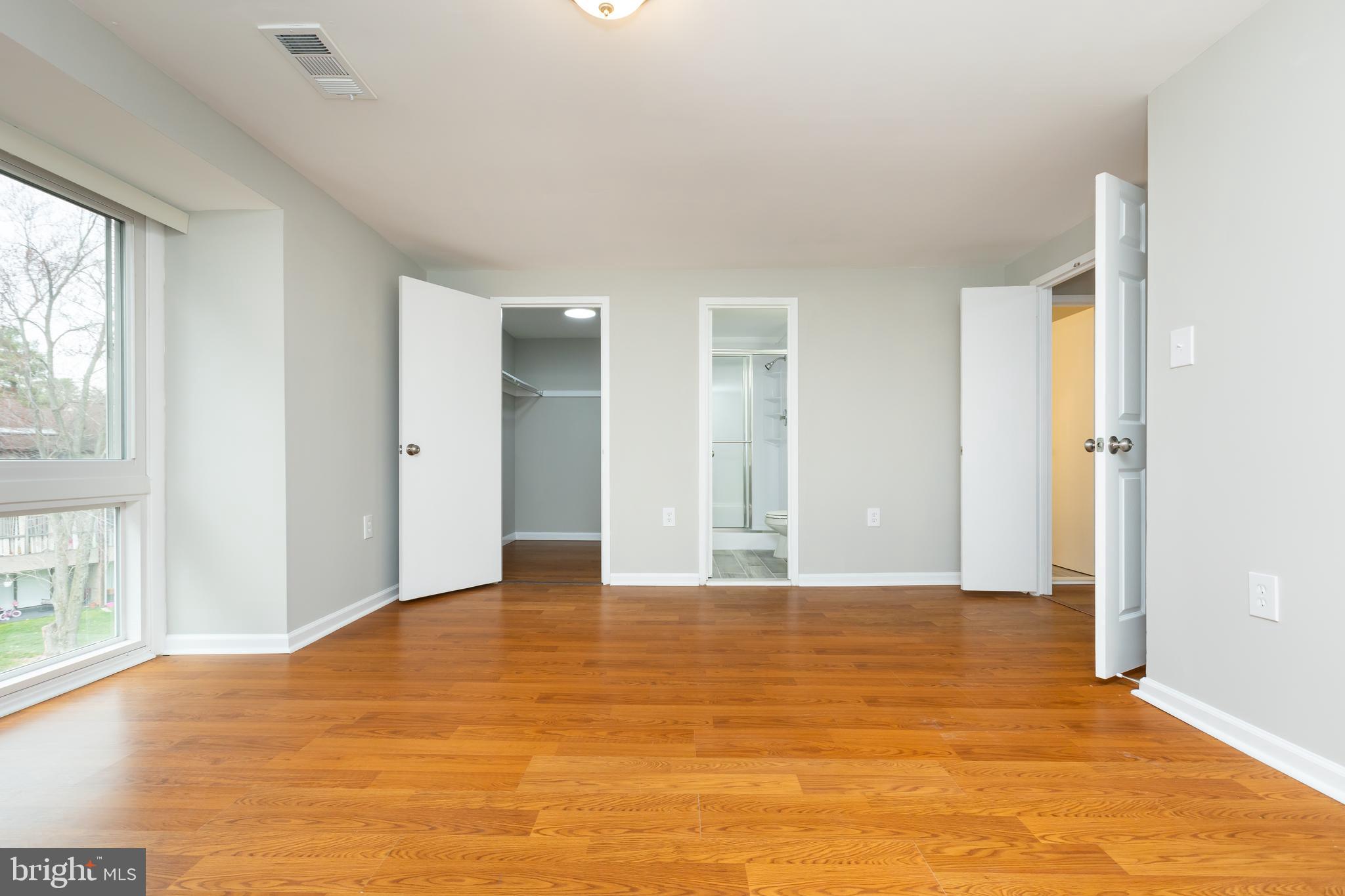 CENTERSTAGE - Residential