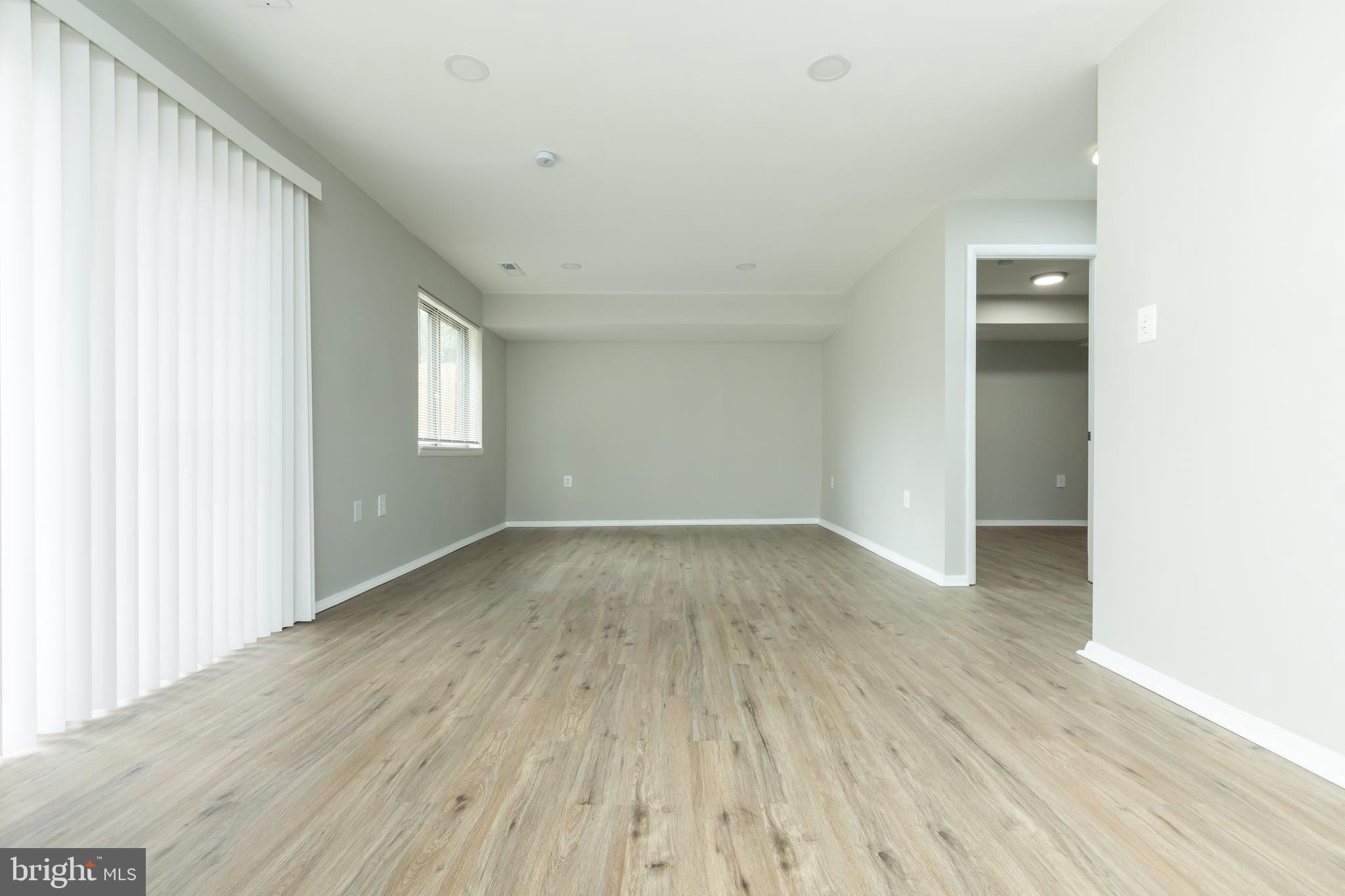 CENTERSTAGE - Residential