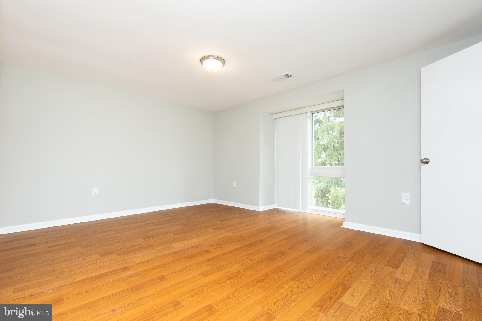 CENTERSTAGE - Residential