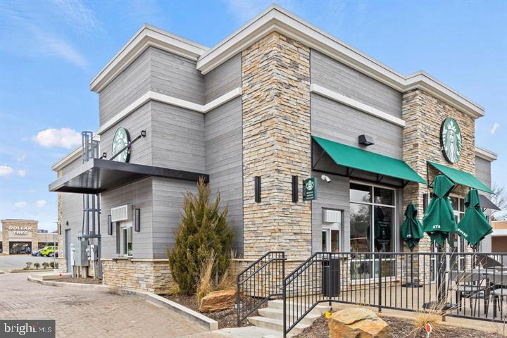 CENTERSTAGE - Residential