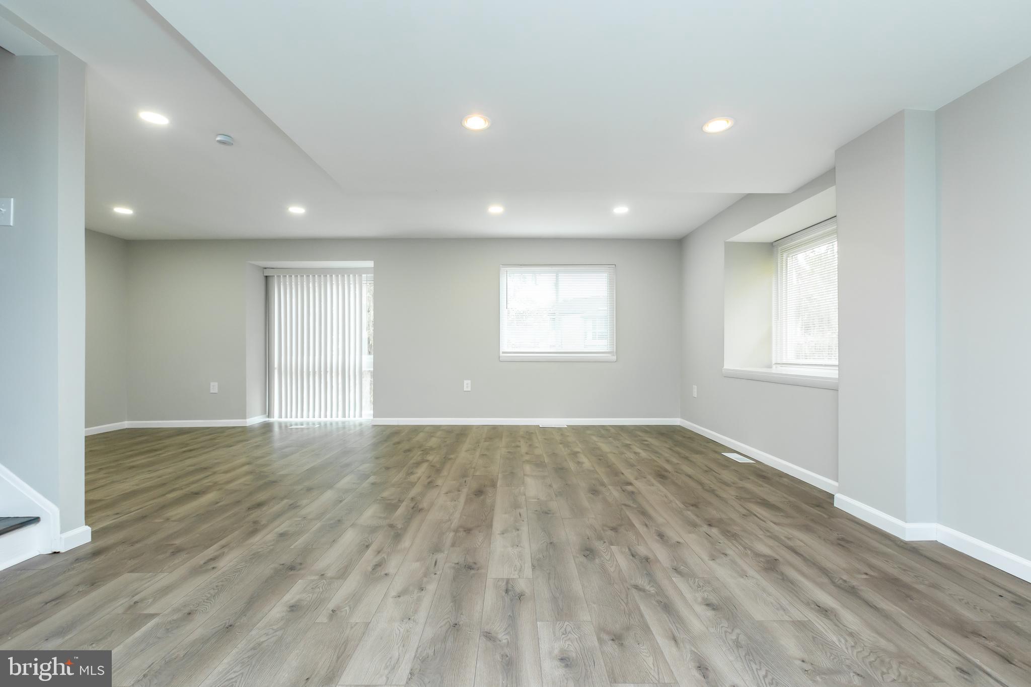 CENTERSTAGE - Residential