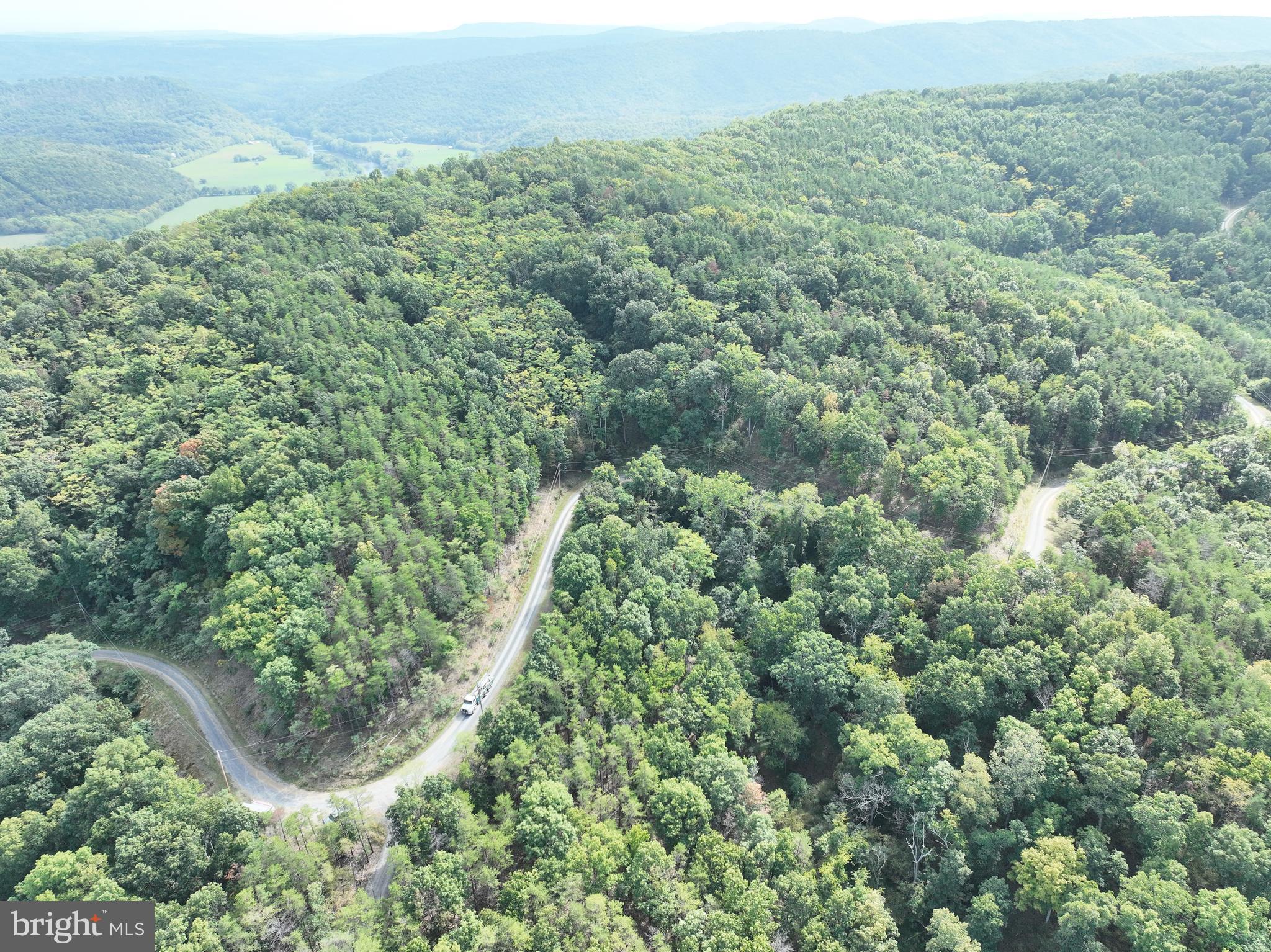 BLUFFS ON THE POTOMAC - Land