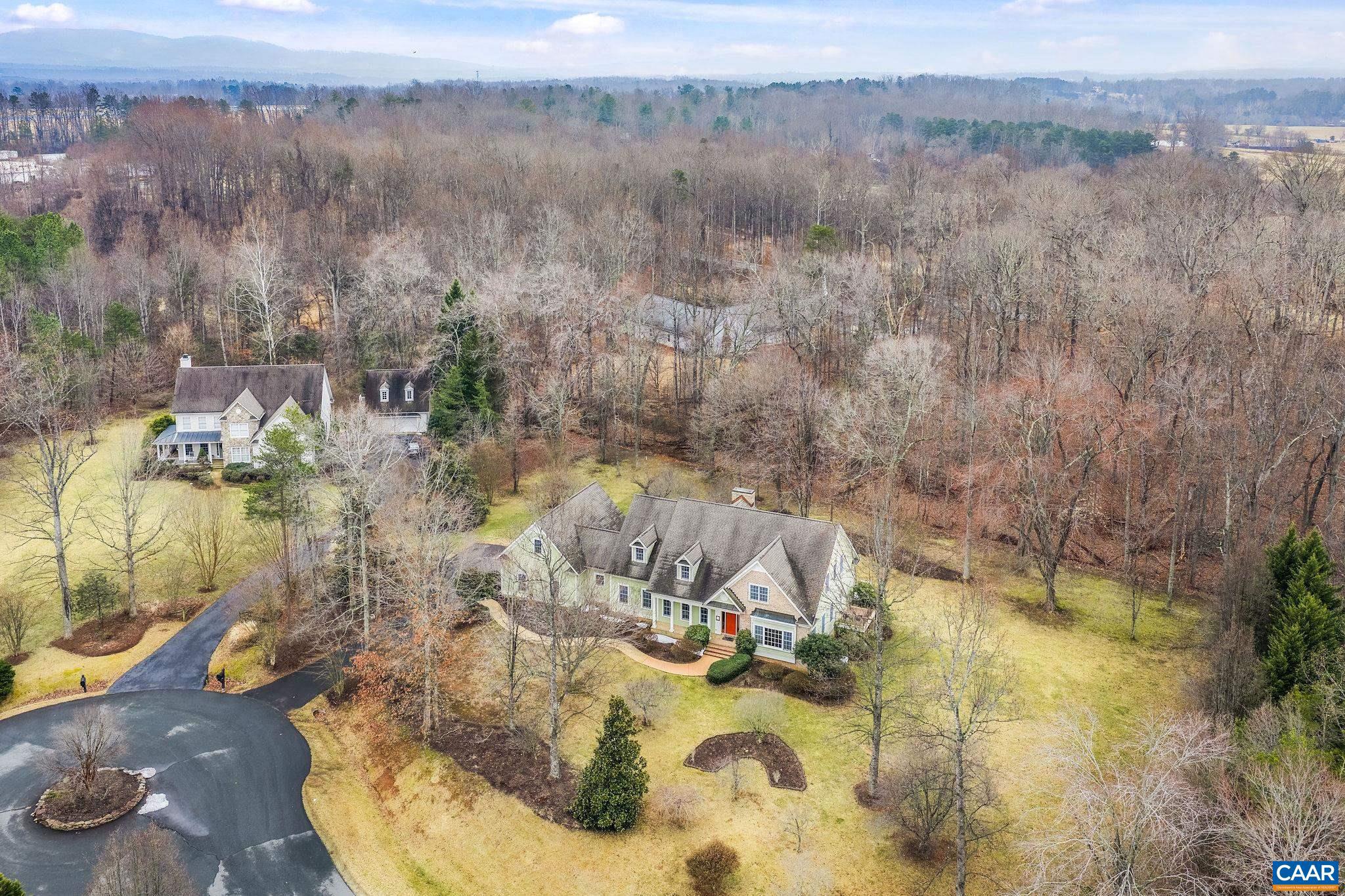 WALNUT HILLS - Residential